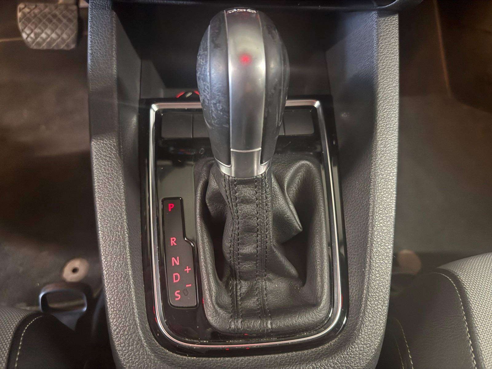 2015 Dizel Otomatik Volkswagen Jetta Gri Yüzbaşıoğlu Otomotiv Mam. San ve Tic A.Ş.