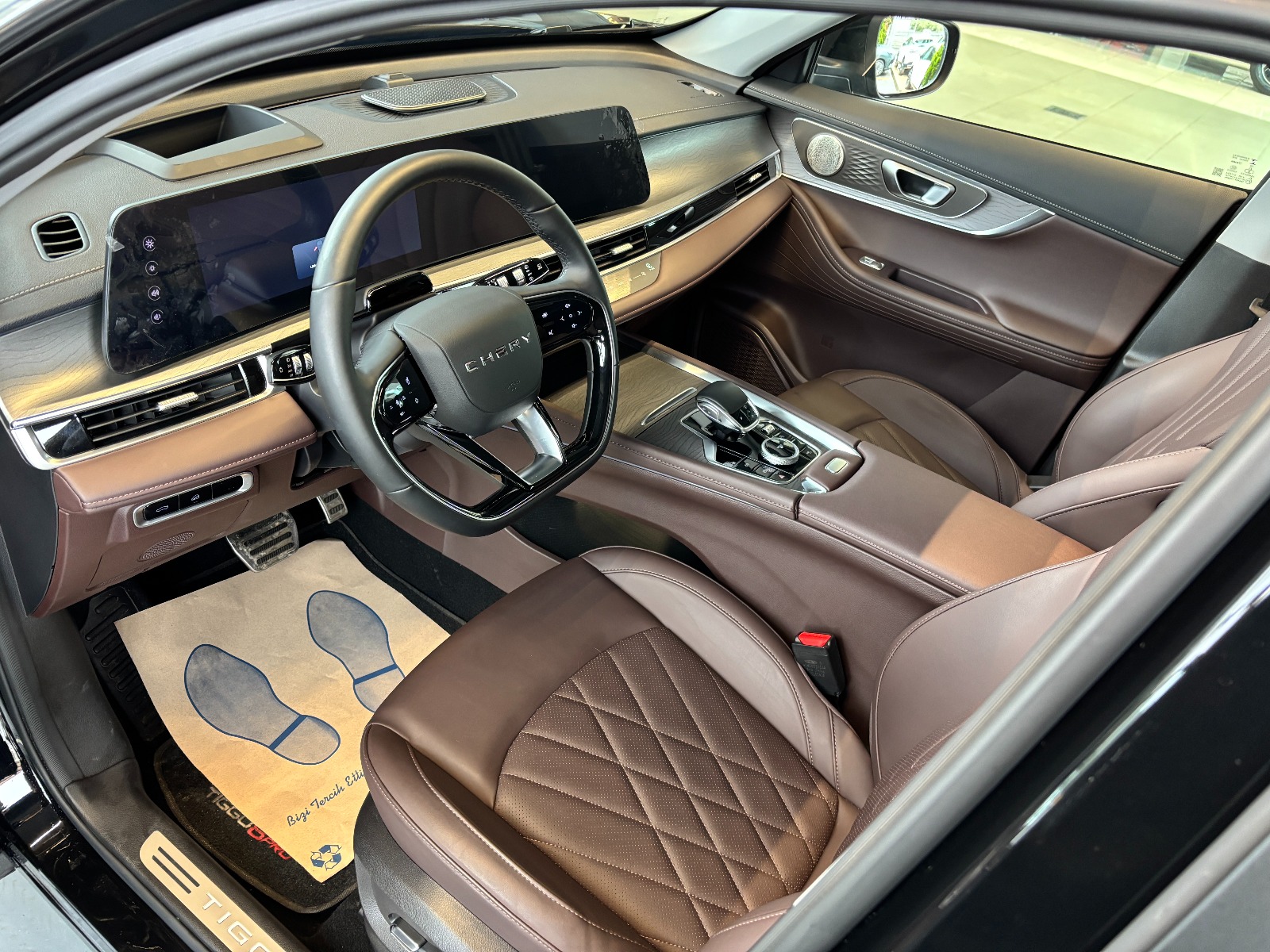 2025 Benzin Otomatik Chery Tiggo8 Pro Max Siyah Yüzbaşıoğlu Otomotiv Mam. San ve Tic A.Ş.