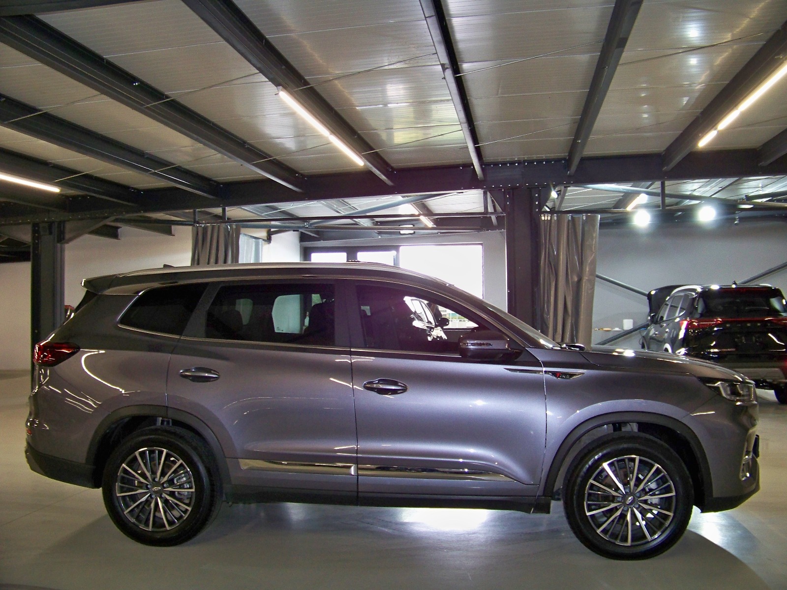 2023 Benzin Otomatik Chery Tiggo 8 Pro Gri Yüzbaşıoğlu Otomotiv Mam. San ve Tic A.Ş.