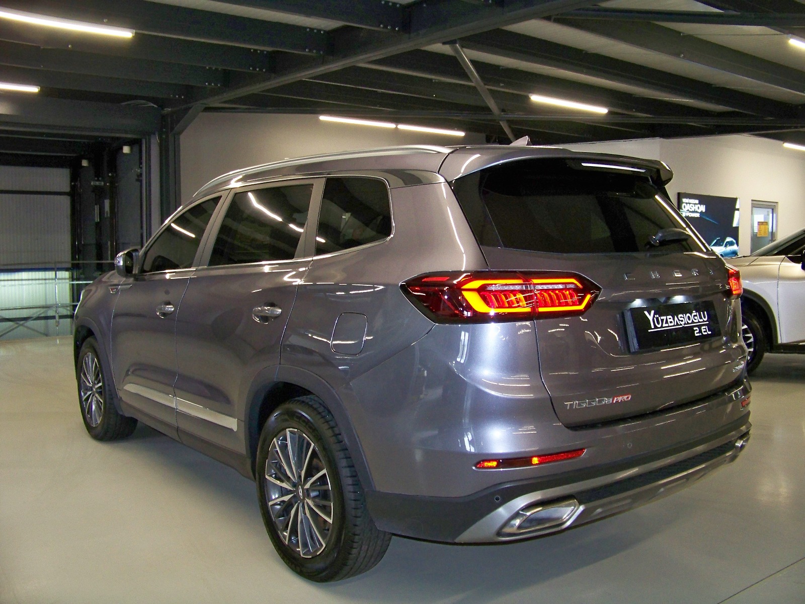 2023 Benzin Otomatik Chery Tiggo 8 Pro Gri Yüzbaşıoğlu Otomotiv Mam. San ve Tic A.Ş.