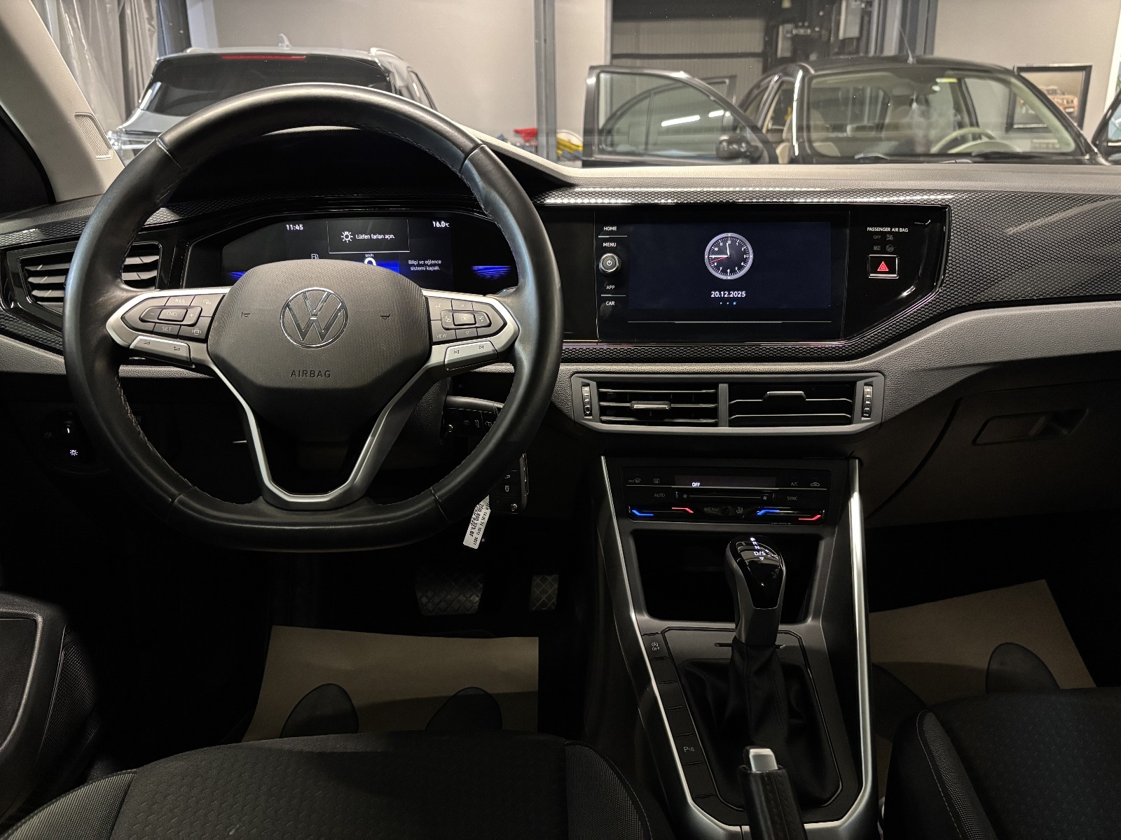 2024 Benzin Otomatik Volkswagen Polo Gri Yüzbaşıoğlu Otomotiv Mam. San ve Tic A.Ş.