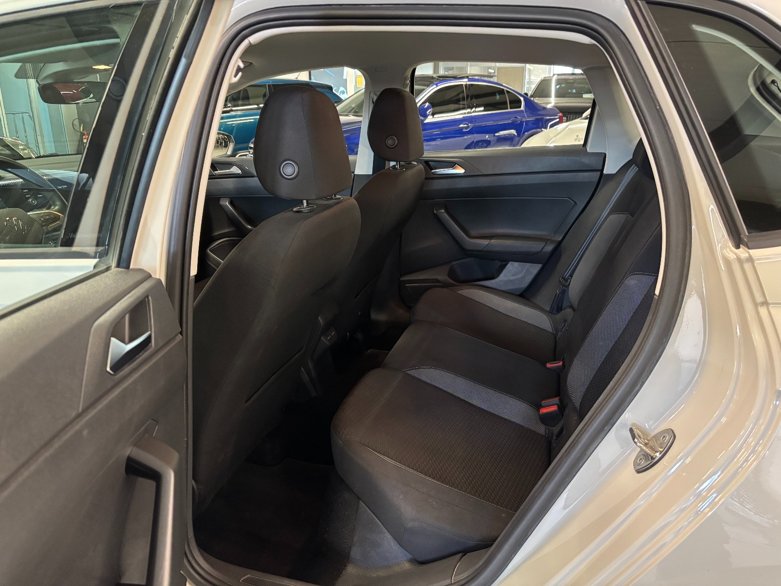 2024 Benzin Otomatik Volkswagen Polo Gri Yüzbaşıoğlu Otomotiv Mam. San ve Tic A.Ş.