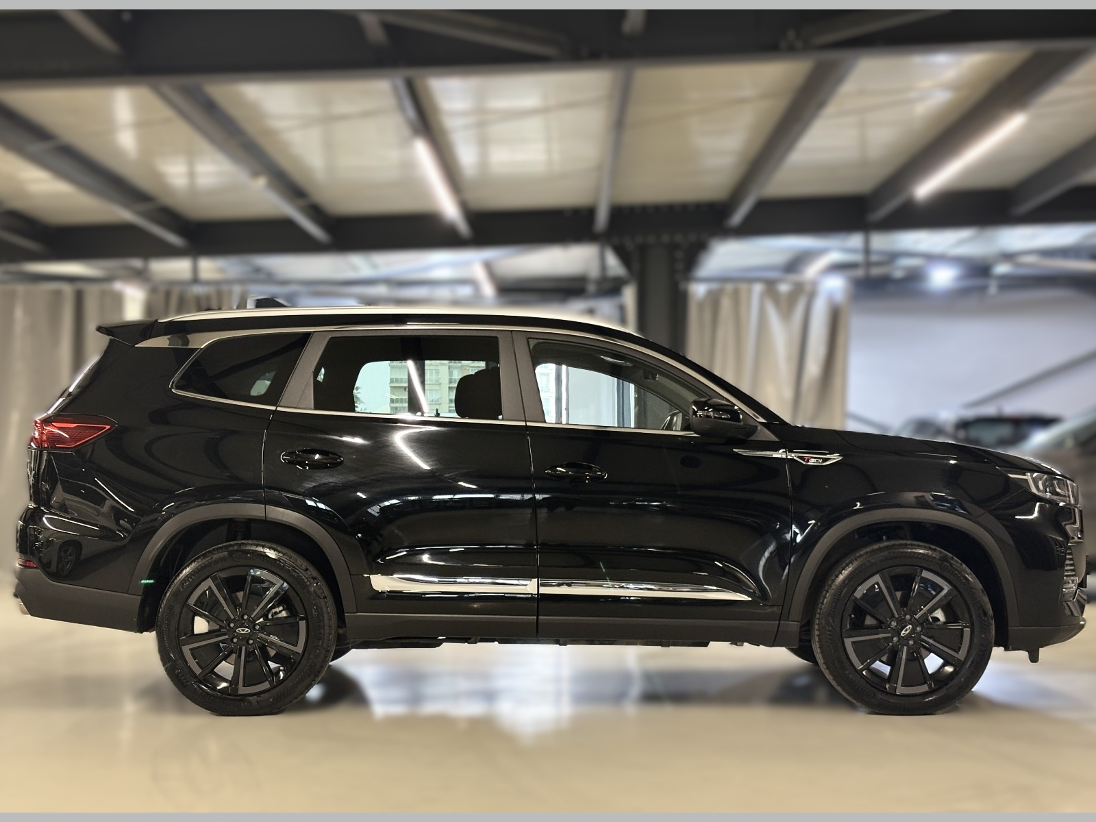 2024 Benzin Otomatik Chery Tiggo 8 Pro Max Siyah Yüzbaşıoğlu Otomotiv Mam. San ve Tic A.Ş.