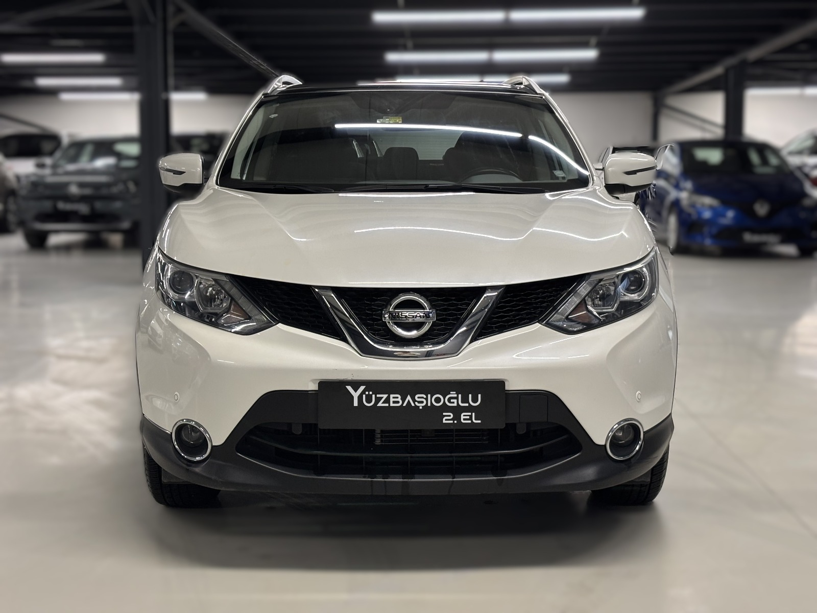 2016 Dizel Otomatik Nissan Qashqai Beyaz Yüzbaşıoğlu Otomotiv Mam. San ve Tic A.Ş.