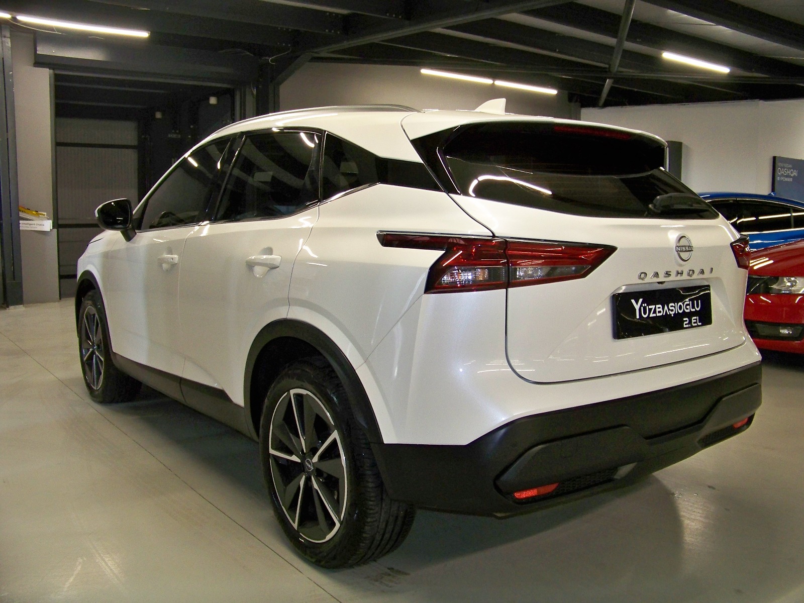 2023 MHEV Otomatik Nissan Qashqai Beyaz Yüzbaşıoğlu Otomotiv Mam. San ve Tic A.Ş.