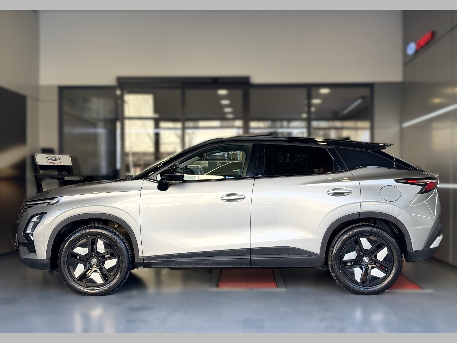 2024 Benzin Otomatik Chery Omoda 5 Pro Gri Yüzbaşıoğlu Otomotiv Mam. San ve Tic A.Ş.