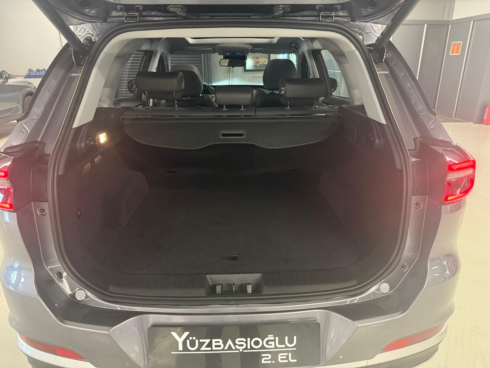 2023 Benzin Otomatik Chery Tiggo 7 Pro Gri Yüzbaşıoğlu Otomotiv Mam. San ve Tic A.Ş.