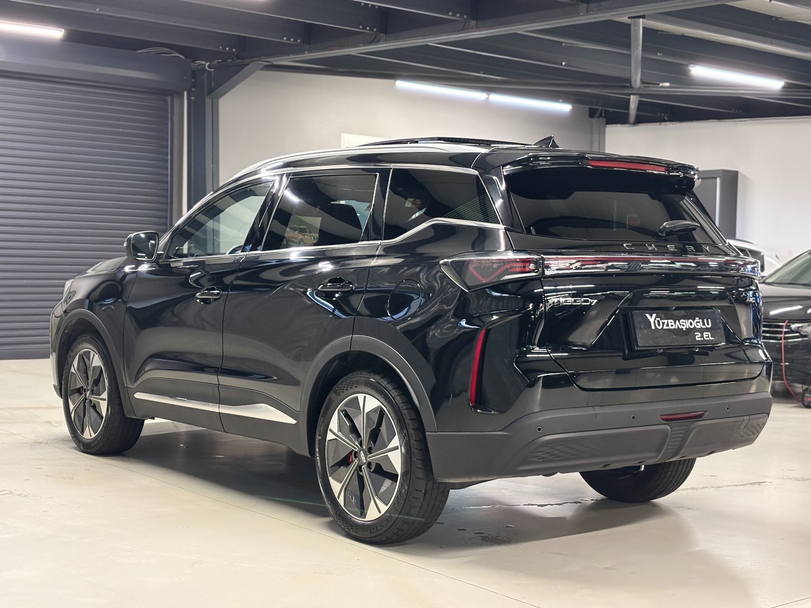 2025 Benzin Otomatik Chery Tiggo 7 Siyah Yüzbaşıoğlu Otomotiv Mam. San ve Tic A.Ş.