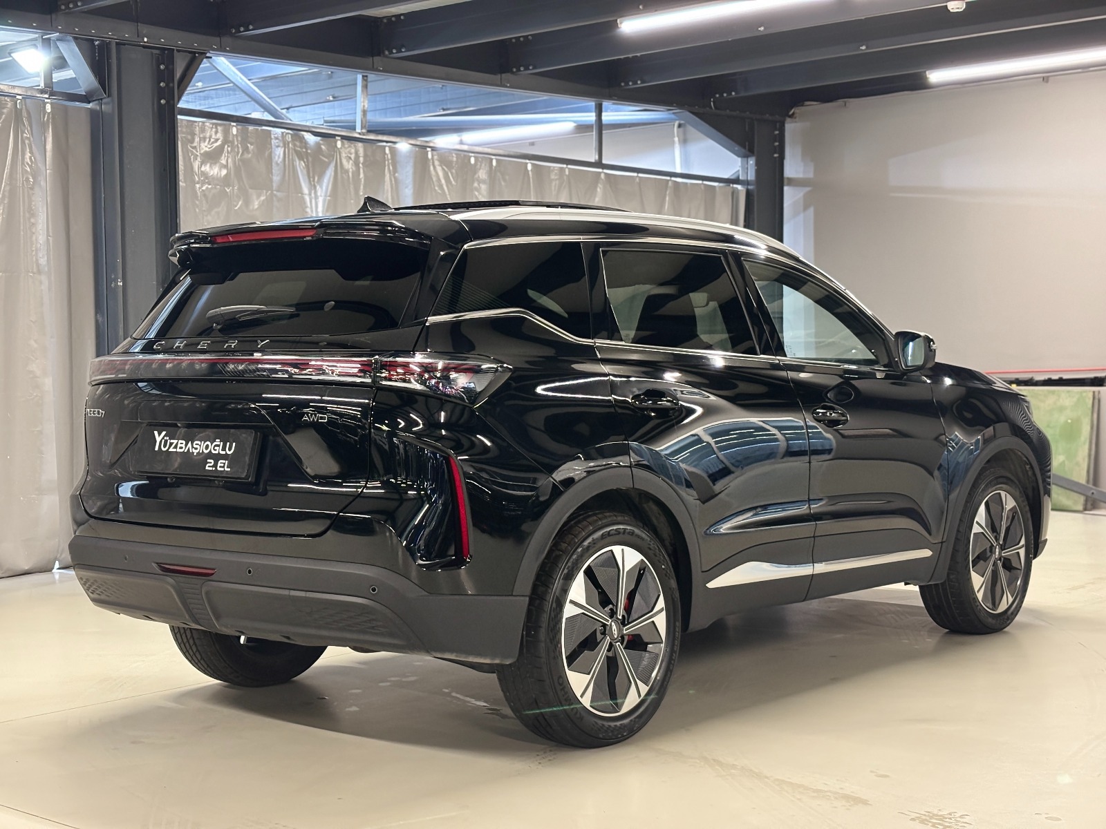 2025 Benzin Otomatik Chery Tiggo 7 Siyah Yüzbaşıoğlu Otomotiv Mam. San ve Tic A.Ş.