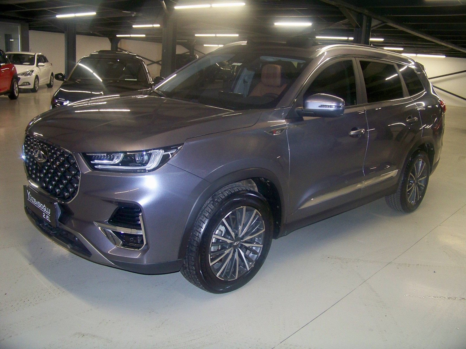 2023 Benzin Otomatik Chery Tiggo 8 Pro Gri Yüzbaşıoğlu Otomotiv Mam. San ve Tic A.Ş.