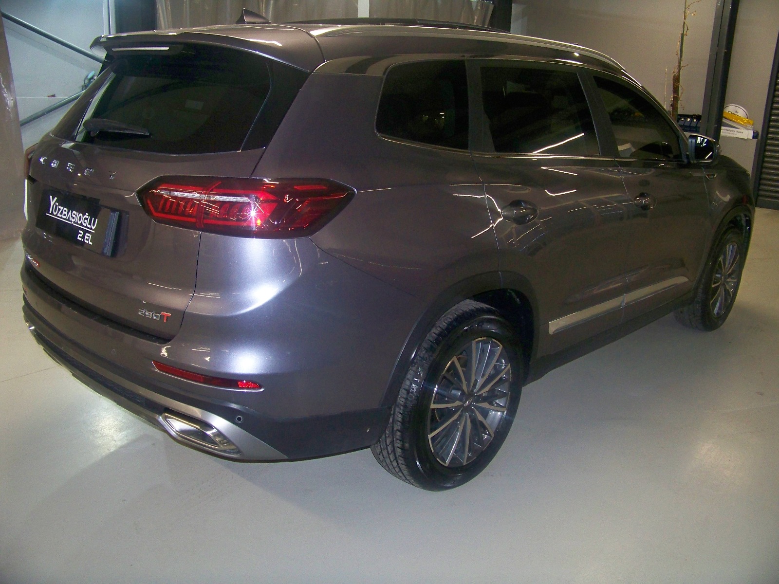2023 Benzin Otomatik Chery Tiggo 8 Pro Gri Yüzbaşıoğlu Otomotiv Mam. San ve Tic A.Ş.
