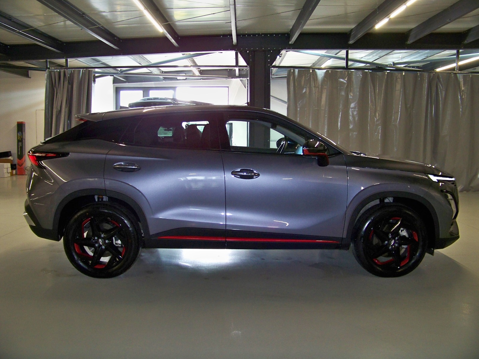 2024 Benzin Otomatik Chery Omoda 5 Gri Yüzbaşıoğlu Otomotiv Mam. San ve Tic A.Ş.