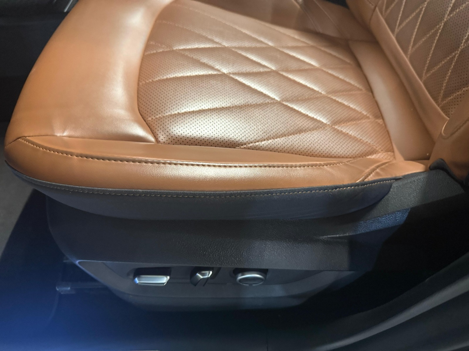 2023 Benzin Otomatik Chery Tiggo 8 Pro Gri Yüzbaşıoğlu Otomotiv Mam. San ve Tic A.Ş.