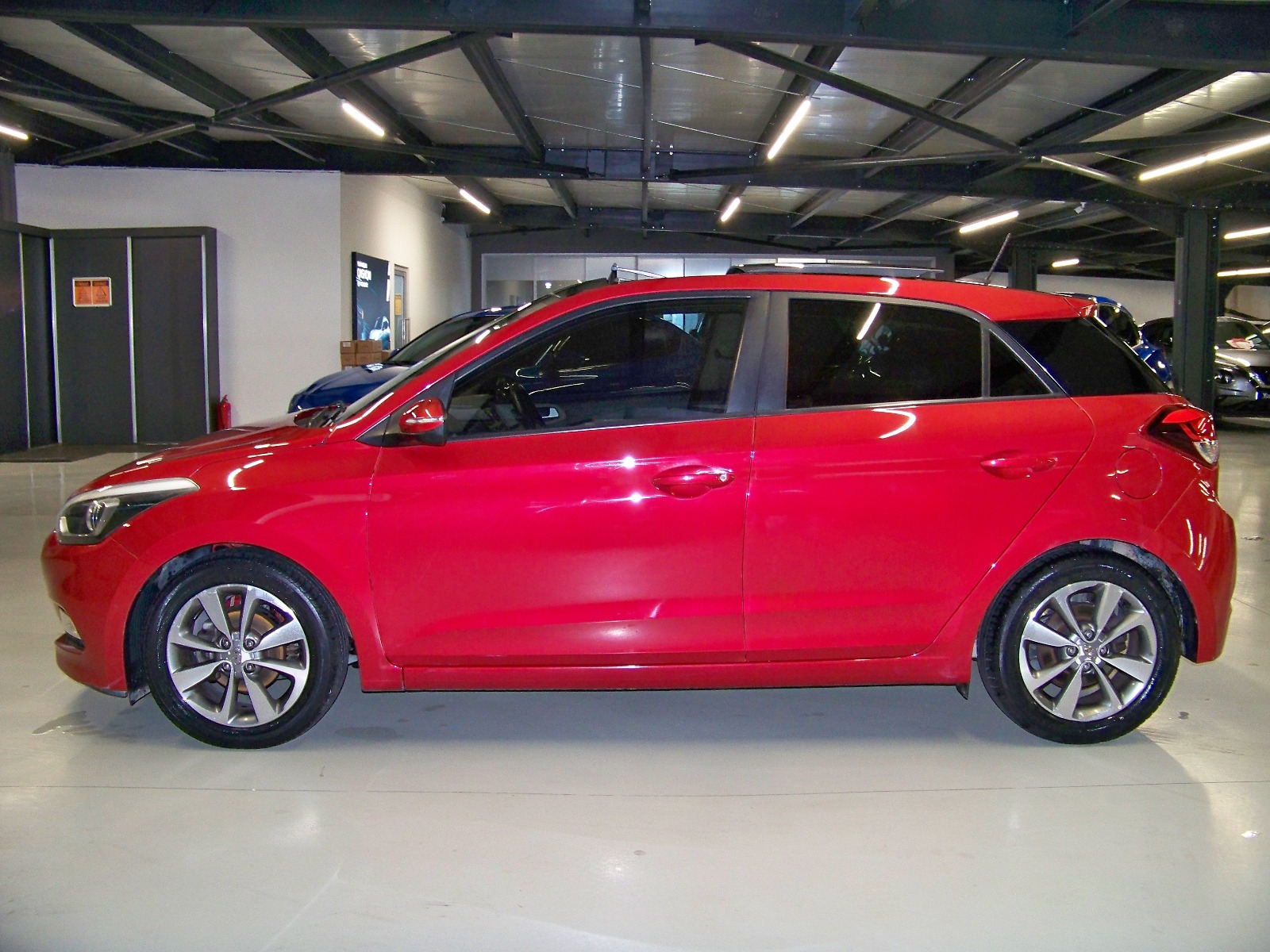 2016 Benzin Manuel Hyundai i20 Kırmızı Yüzbaşıoğlu Otomotiv Mam. San ve Tic A.Ş.