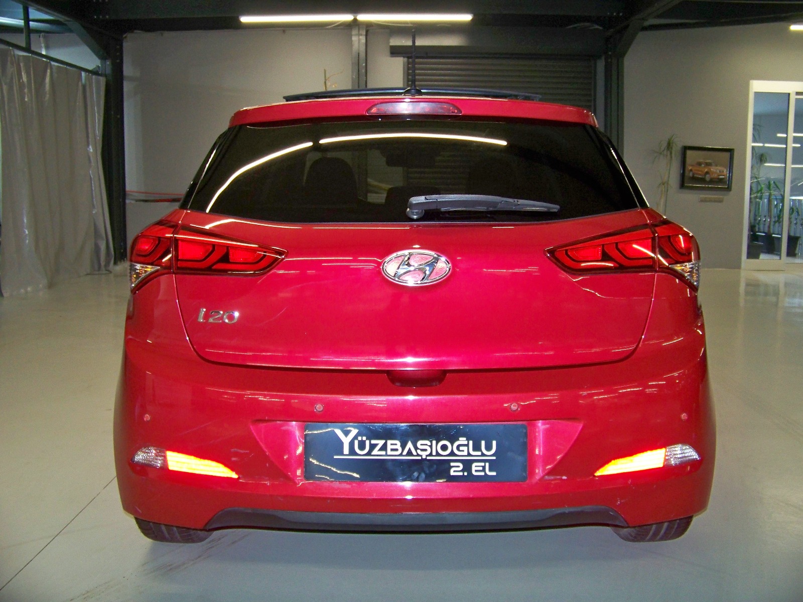 2016 Benzin Manuel Hyundai i20 Kırmızı Yüzbaşıoğlu Otomotiv Mam. San ve Tic A.Ş.