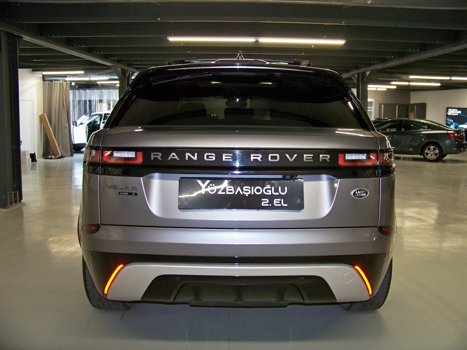 2020 Dizel Otomatik Land Rover Range Rover Velar Gri Yüzbaşıoğlu Otomotiv Mam. San ve Tic A.Ş.