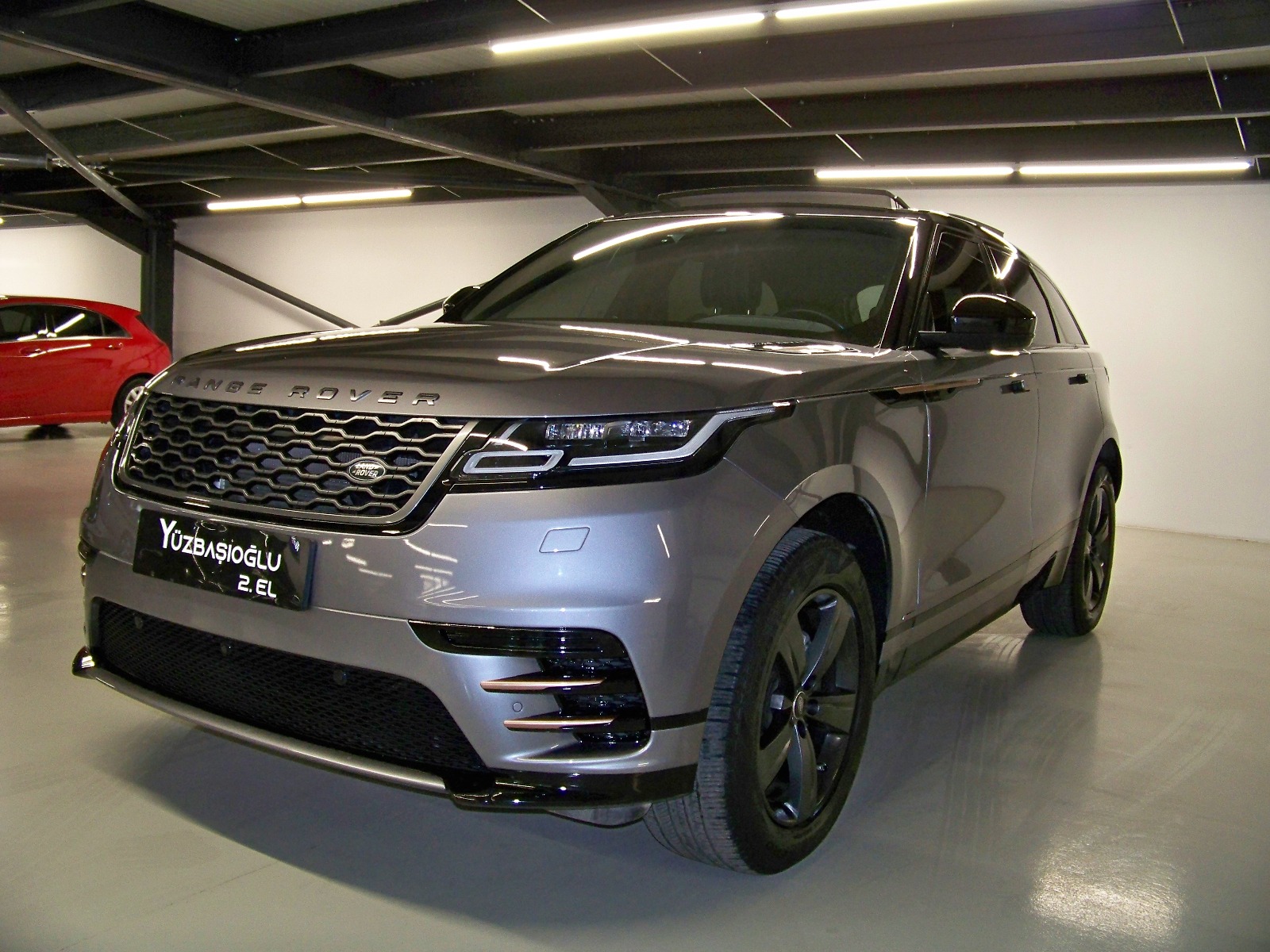 2020 Dizel Otomatik Land Rover Range Rover Velar Gri Yüzbaşıoğlu Otomotiv Mam. San ve Tic A.Ş.