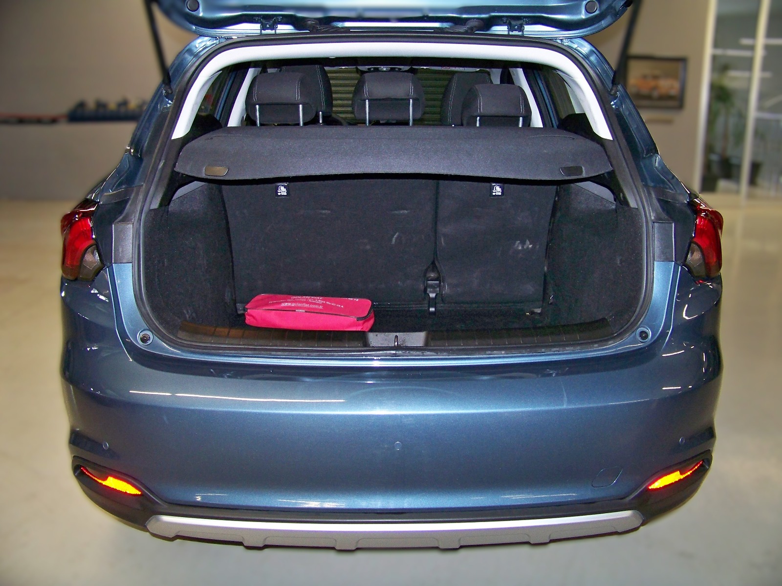 2025 Dizel Otomatik Fiat Egea Mavi Yüzbaşıoğlu Otomotiv Mam. San ve Tic A.Ş.