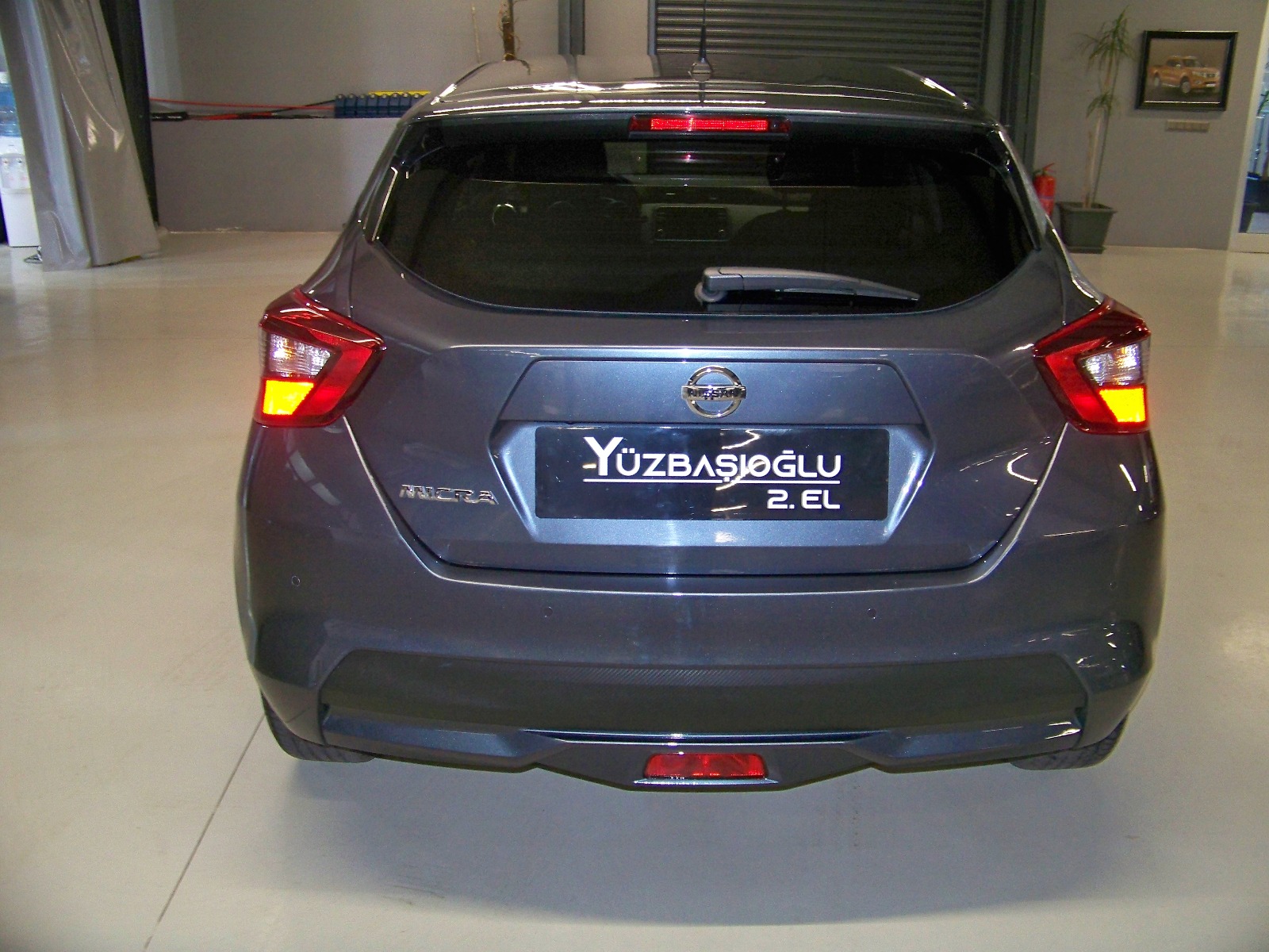 2022 Benzin Otomatik Nissan Micra Gri Yüzbaşıoğlu Otomotiv Mam. San ve Tic A.Ş.