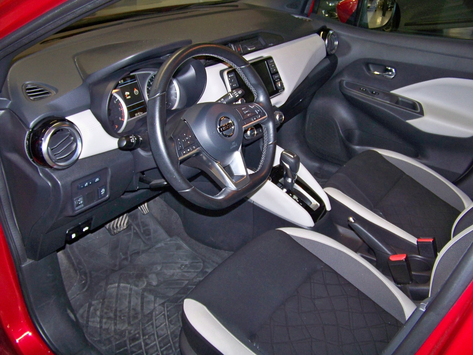 2020 Benzin Otomatik Nissan Micra Kırmızı Yüzbaşıoğlu Otomotiv Mam. San ve Tic A.Ş.