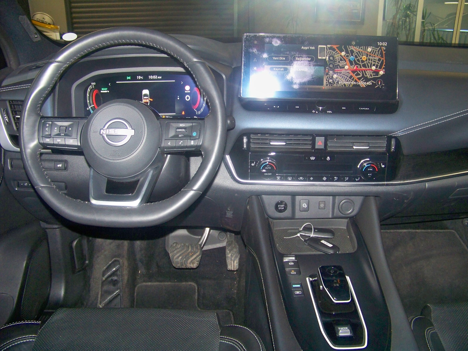 2023 Hybrid Otomatik Nissan Qashqai Gri Yüzbaşıoğlu Otomotiv Mam. San ve Tic A.Ş.