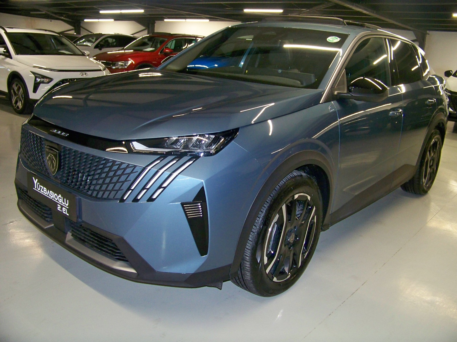 2024 Elektrik Otomatik Peugeot e-3008 Mavi Yüzbaşıoğlu Otomotiv Mam. San ve Tic A.Ş.