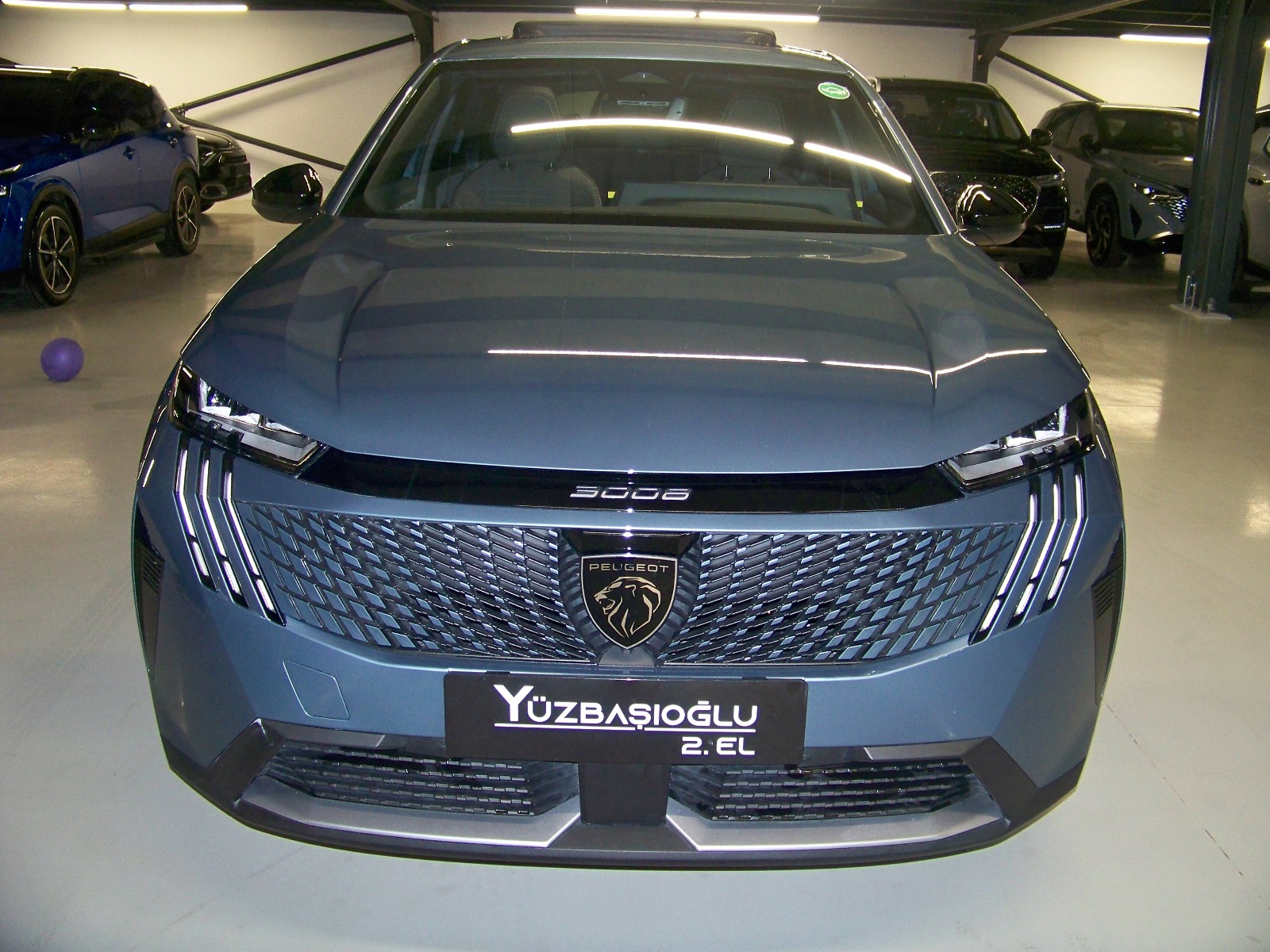 2024 Elektrik Otomatik Peugeot e-3008 Mavi Yüzbaşıoğlu Otomotiv Mam. San ve Tic A.Ş.