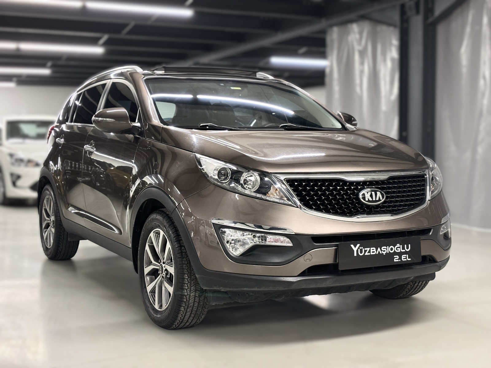 2015 Benzin Manuel Kia Sportage Kahverengi Yüzbaşıoğlu Otomotiv Mam. San ve Tic A.Ş.