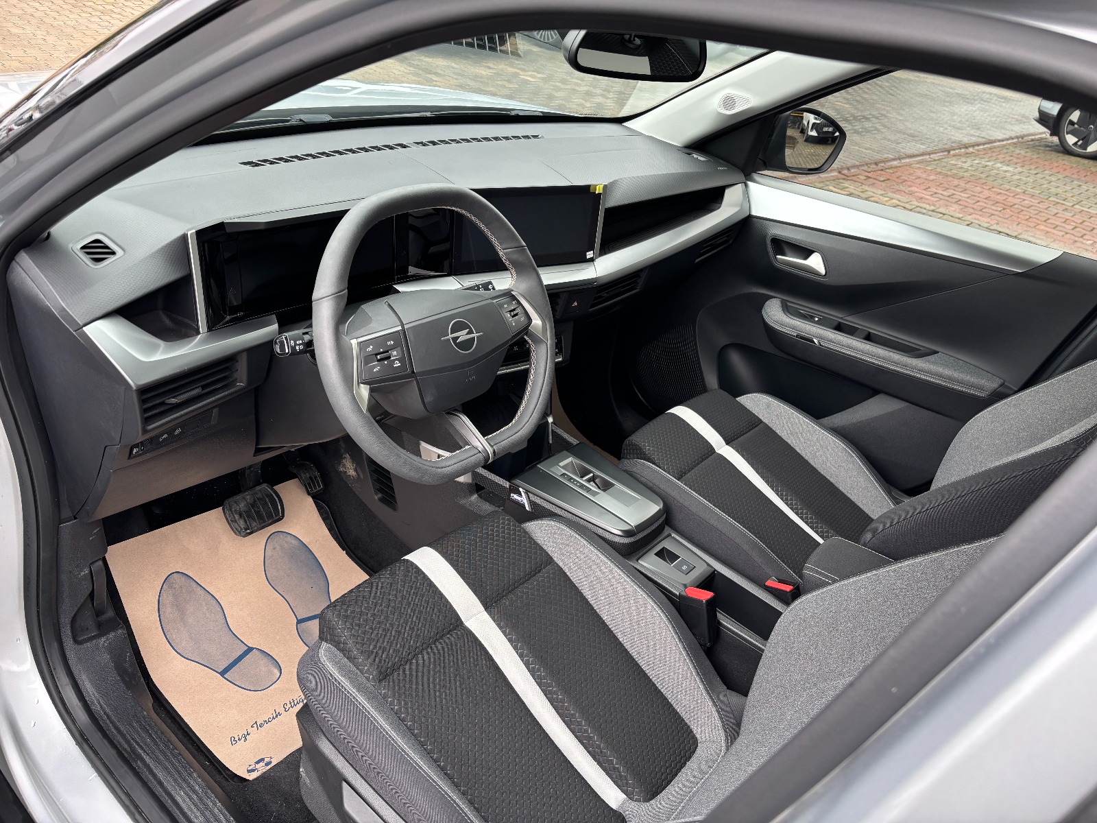 2025 Elektrik Otomatik Opel Frontera-e Gri Yüzbaşıoğlu Otomotiv Mam. San ve Tic A.Ş.