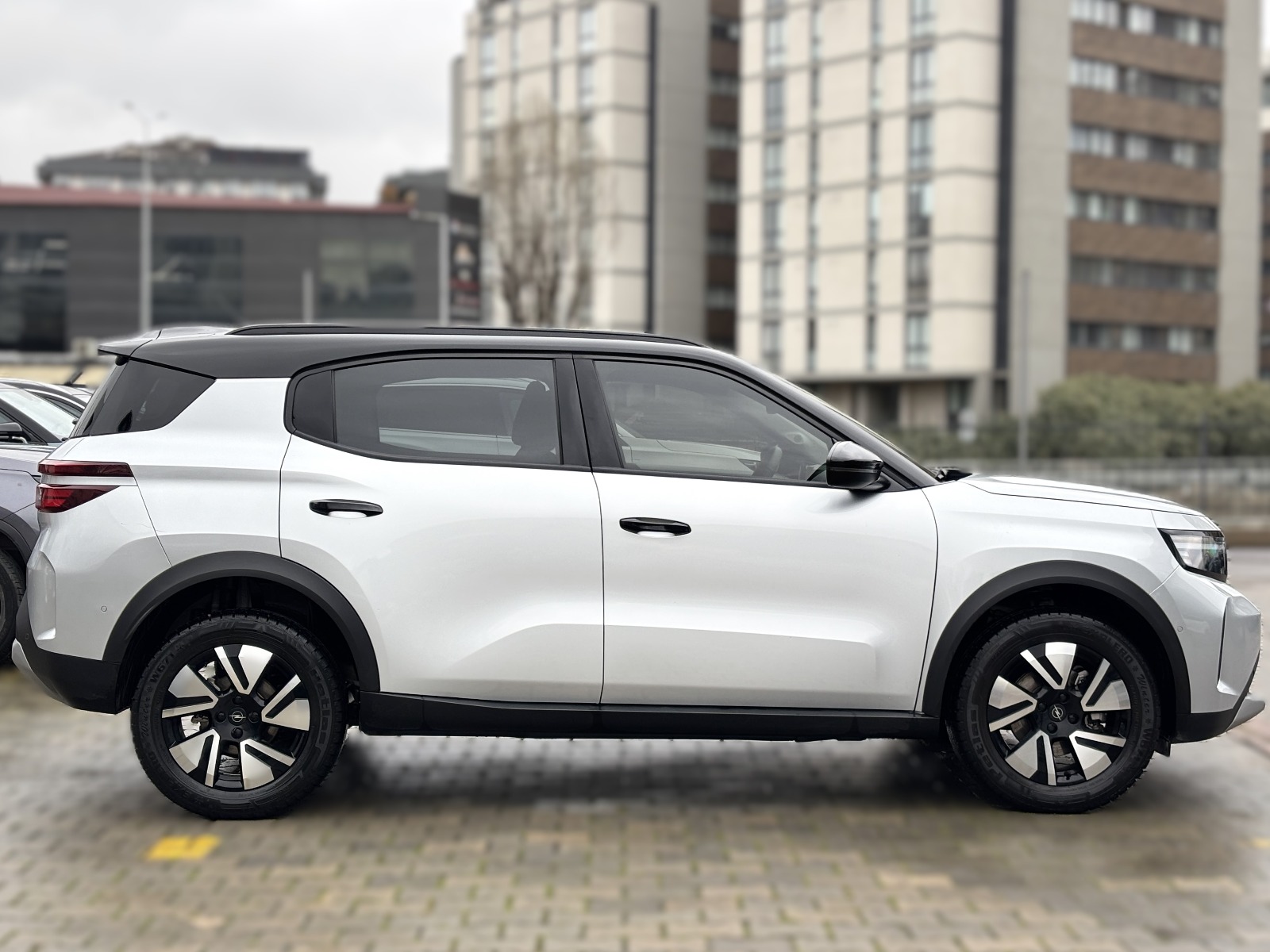 2025 Elektrik Otomatik Opel Frontera-e Gri Yüzbaşıoğlu Otomotiv Mam. San ve Tic A.Ş.