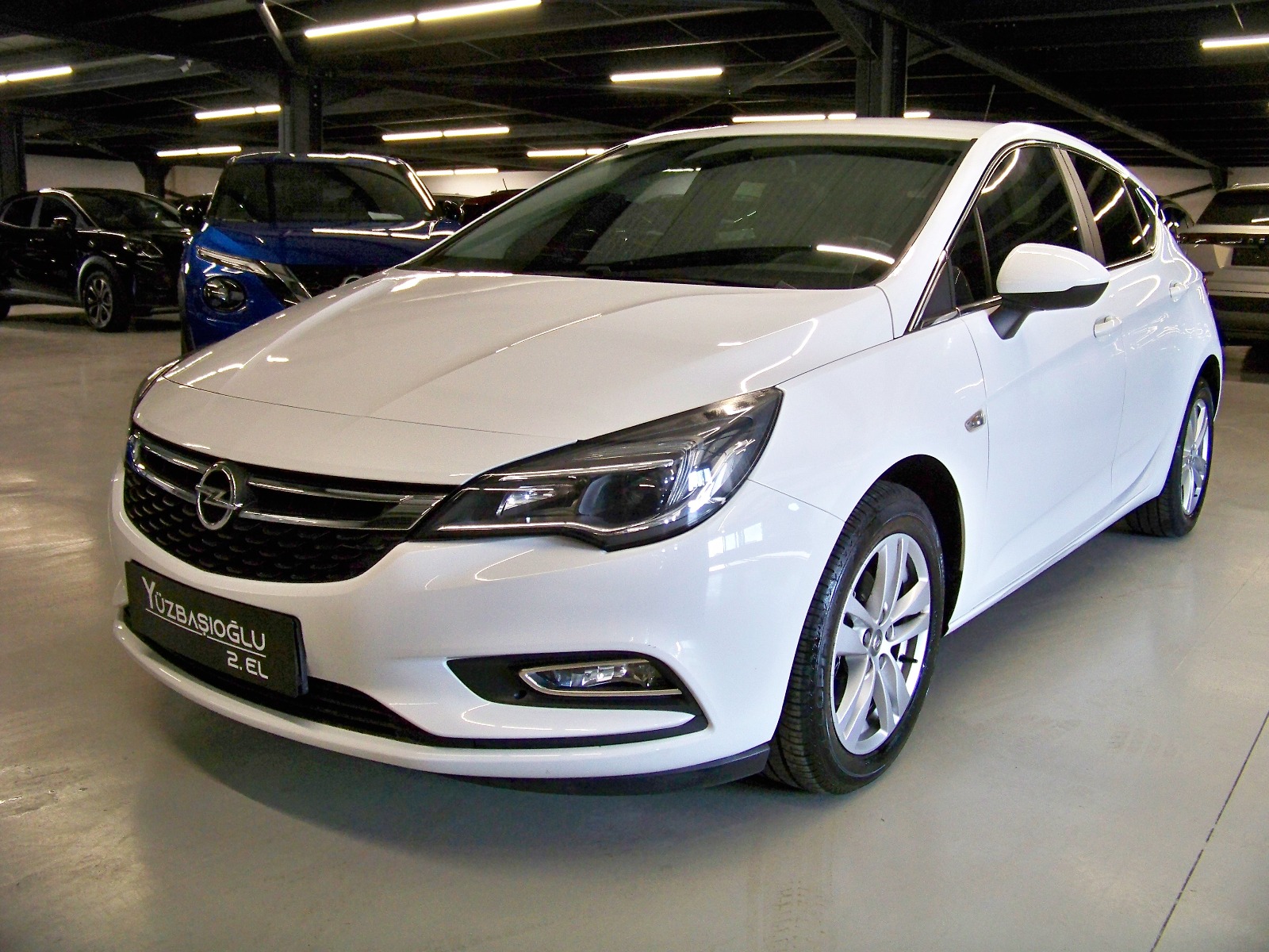 2018 Benzin Otomatik Opel Astra Beyaz Yüzbaşıoğlu Otomotiv Mam. San ve Tic A.Ş.