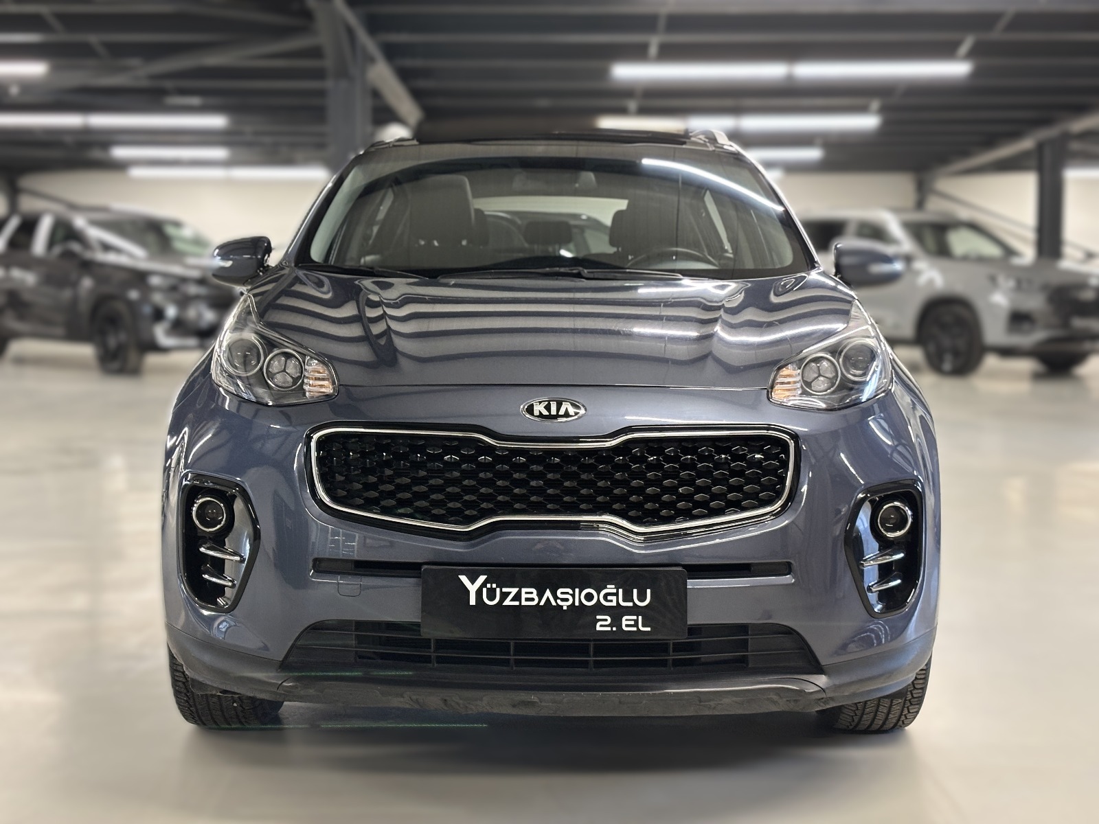 2016 Benzin Otomatik Kia Sportage Mavi Yüzbaşıoğlu Otomotiv Mam. San ve Tic A.Ş.