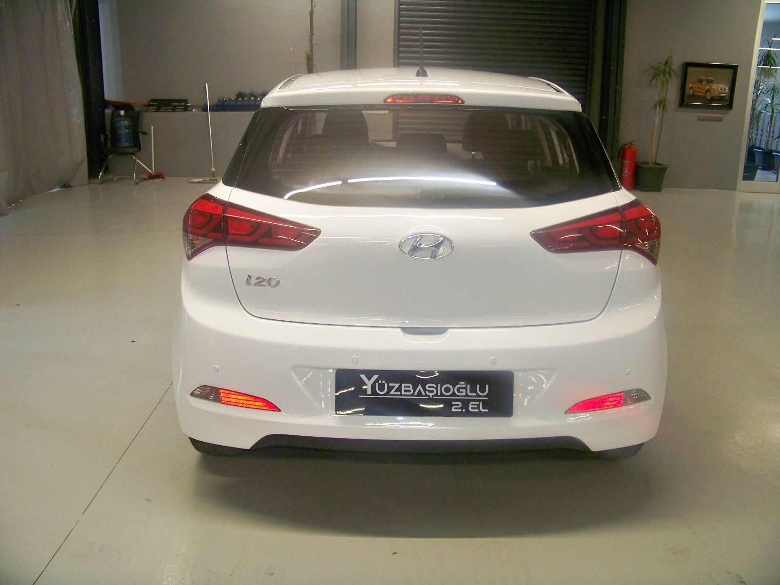 2018 Benzin Otomatik Hyundai i20 Beyaz Yüzbaşıoğlu Otomotiv Mam. San ve Tic A.Ş.