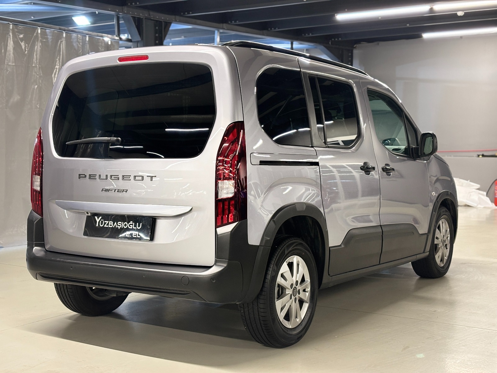 2026 Dizel Otomatik Peugeot Rifter Gri Yüzbaşıoğlu Otomotiv Mam. San ve Tic A.Ş.