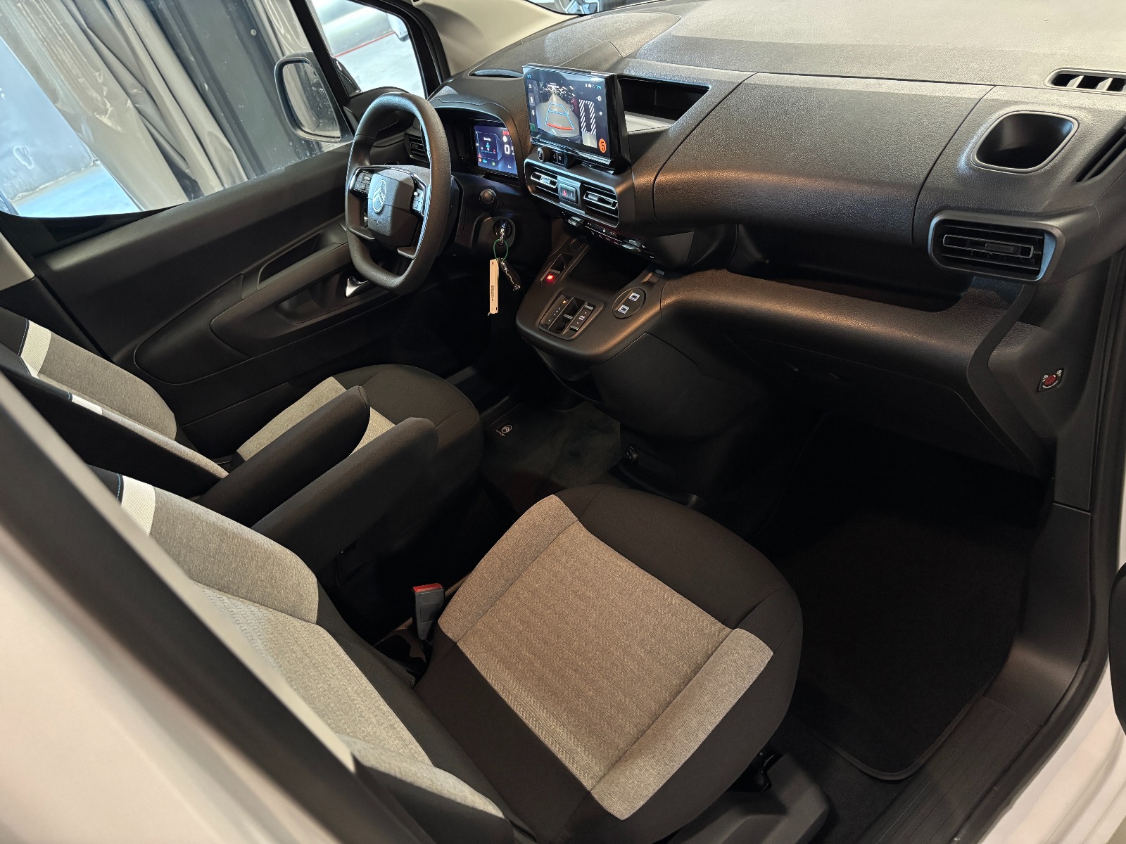 2026 Dizel Otomatik Citroen Berlingo Beyaz Yüzbaşıoğlu Otomotiv Mam. San ve Tic A.Ş.