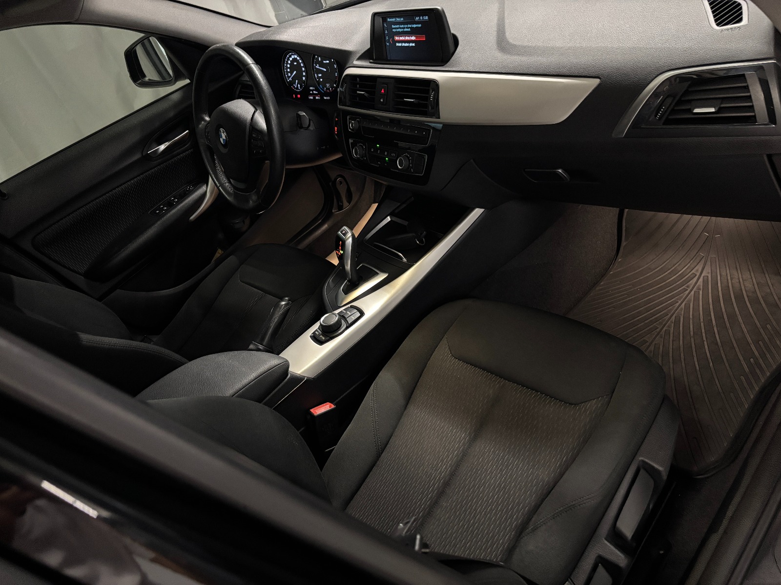 2018 Benzin Otomatik BMW 1 Serisi Siyah Yüzbaşıoğlu Otomotiv Mam. San ve Tic A.Ş.