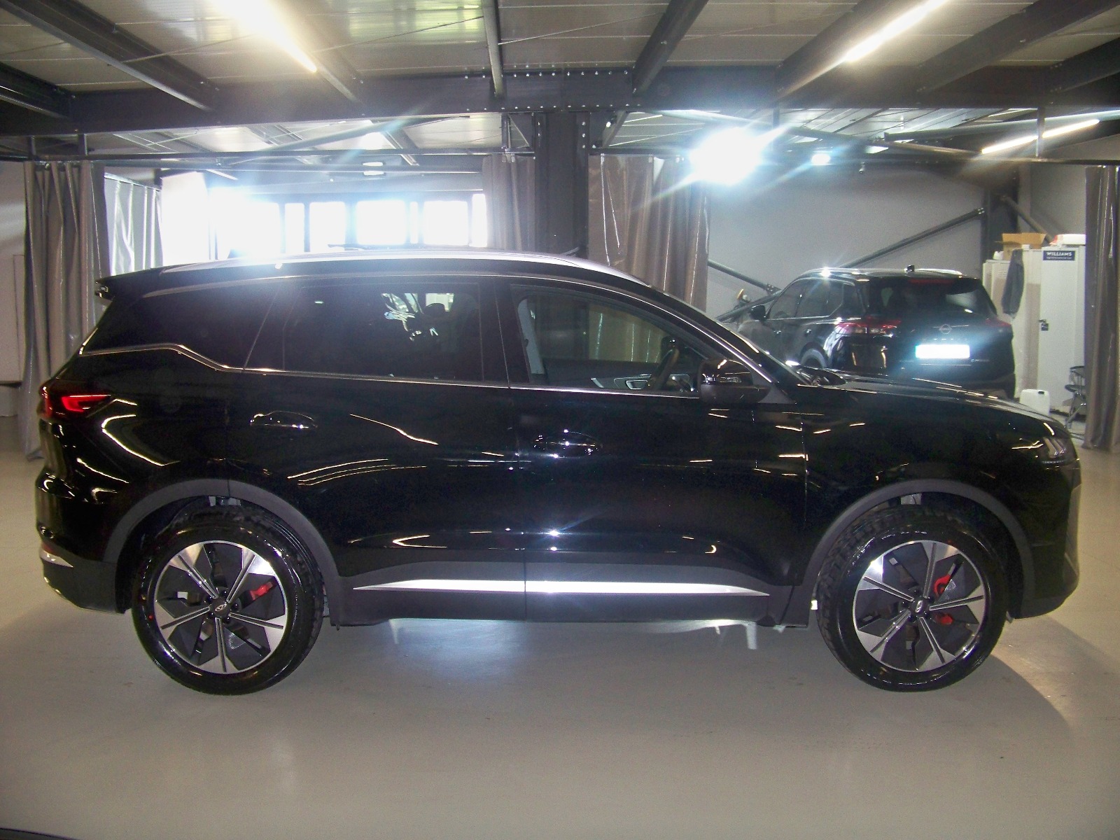 2024 Benzin Otomatik Chery Tiggo 7 Promax Siyah Yüzbaşıoğlu Otomotiv Mam. San ve Tic A.Ş.