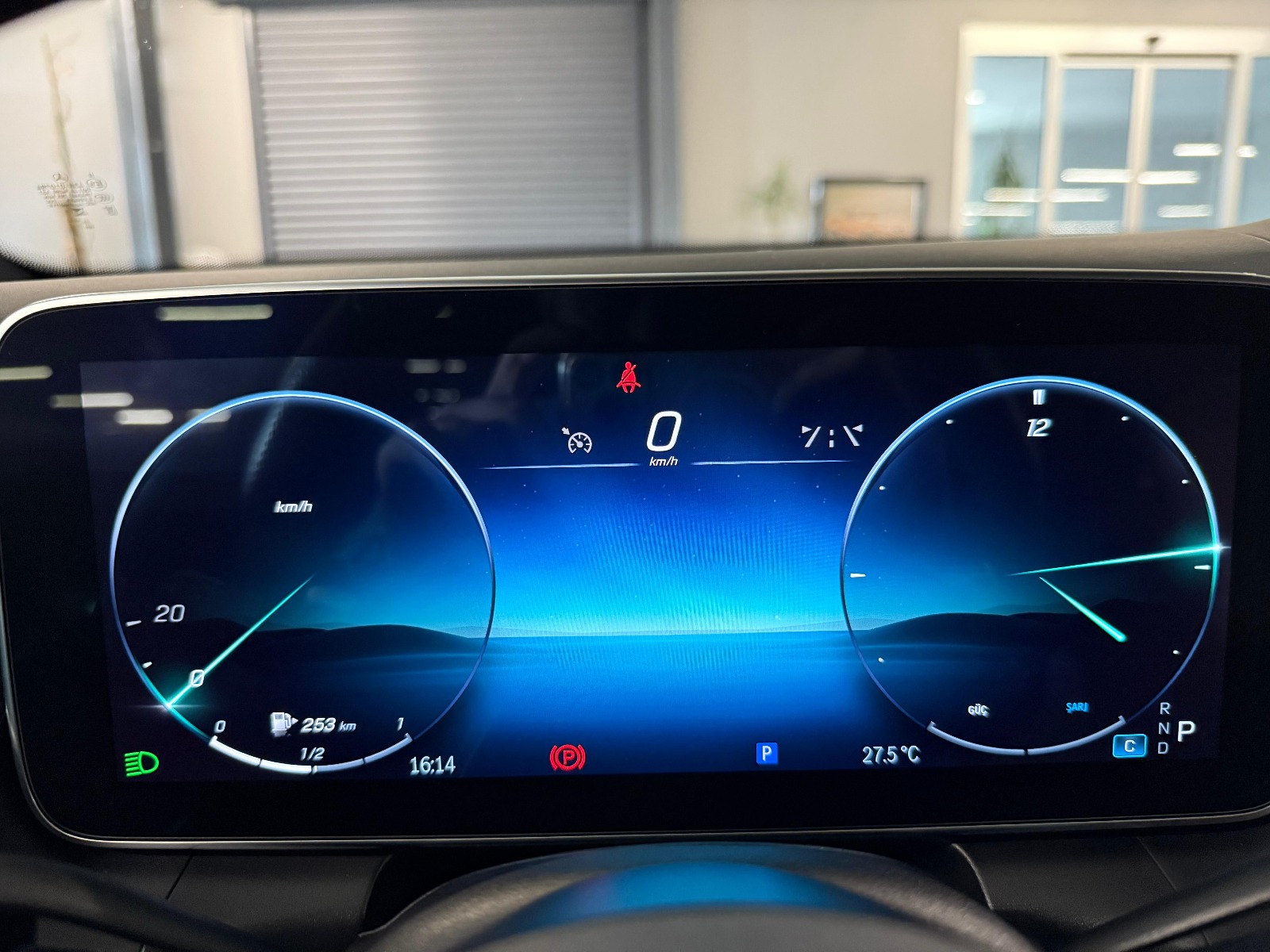 2023 MHEV Otomatik Mercedes-Benz GLC Beyaz Yüzbaşıoğlu Otomotiv Mam. San ve Tic A.Ş.