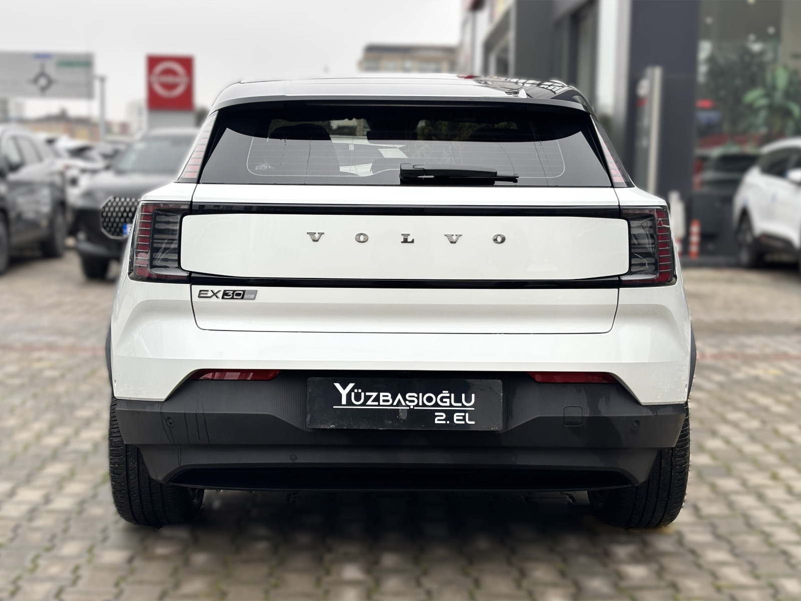 2025 Elektrik Otomatik Volvo EX30 Beyaz Yüzbaşıoğlu Otomotiv Mam. San ve Tic A.Ş.