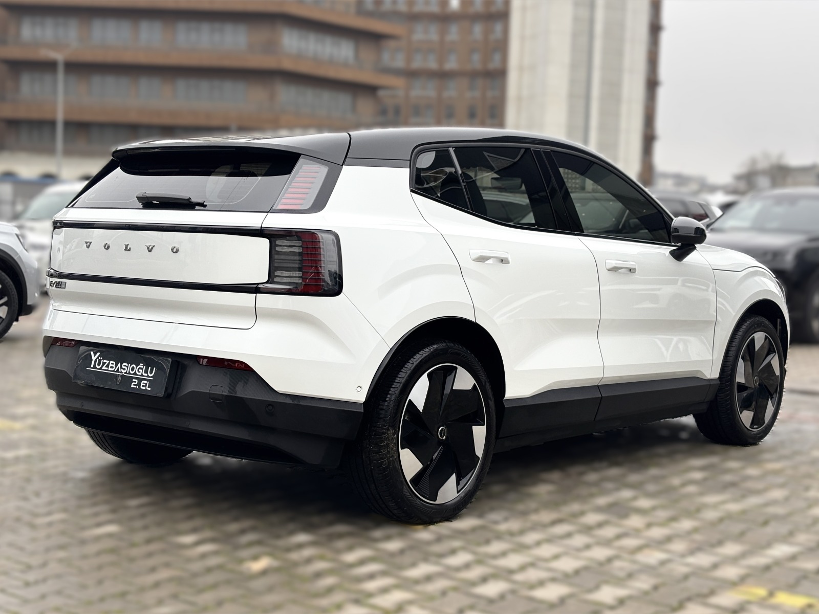 2025 Elektrik Otomatik Volvo EX30 Beyaz Yüzbaşıoğlu Otomotiv Mam. San ve Tic A.Ş.