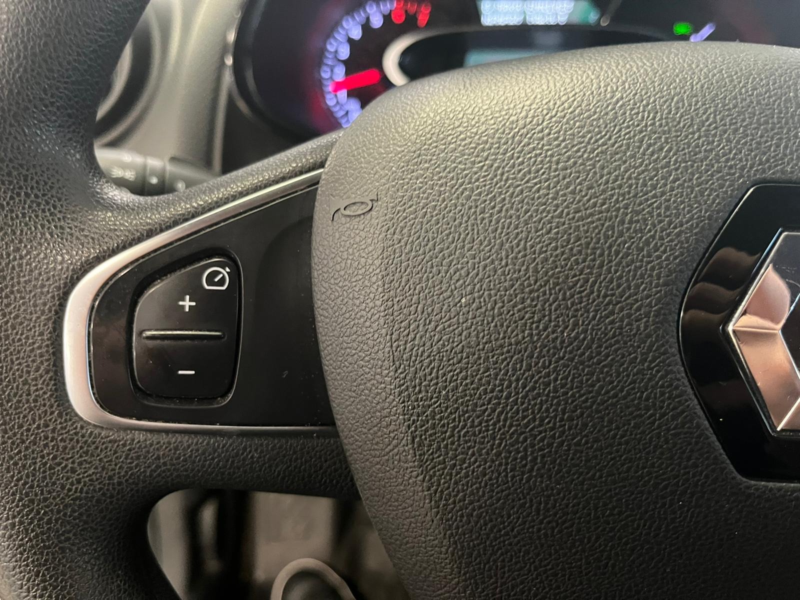 2020 Benzin Manuel Renault Clio Beyaz Ermat Motorlu Araçlar ve Tarım Ürünleri Sanayi Ticaret A.Ş.
