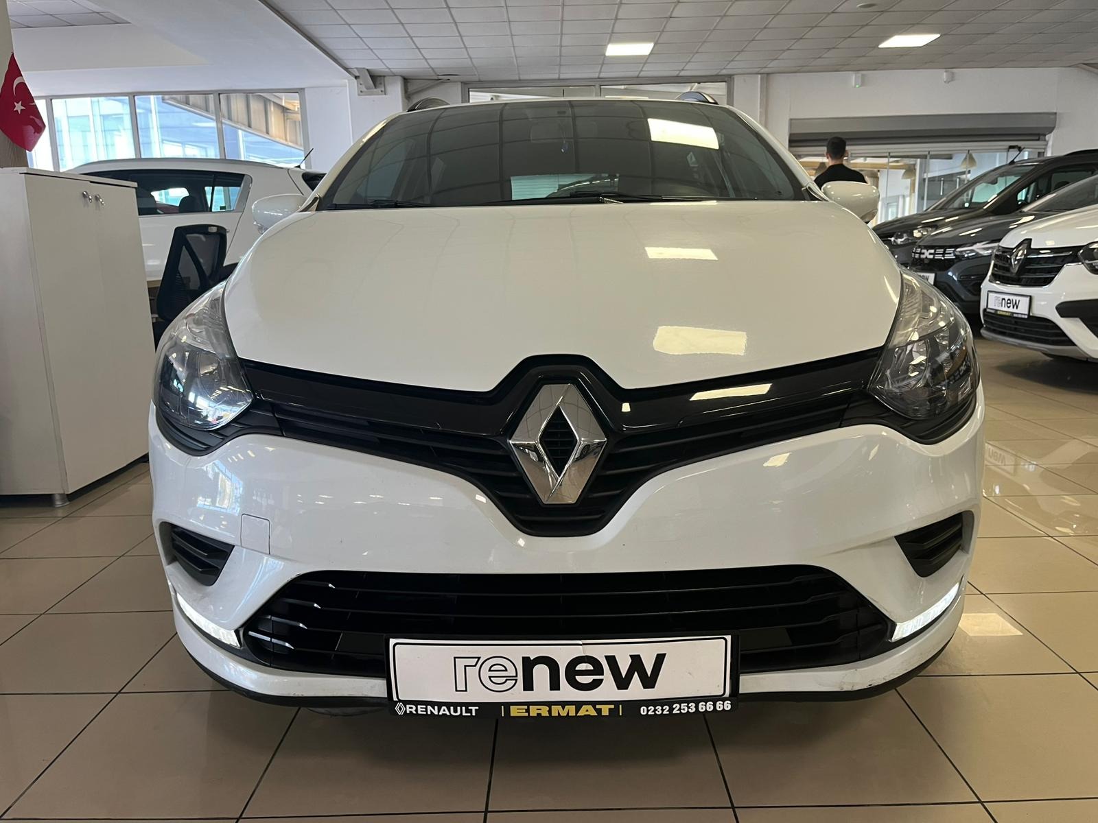 2020 Benzin Manuel Renault Clio Beyaz Ermat Motorlu Araçlar ve Tarım Ürünleri Sanayi Ticaret A.Ş.