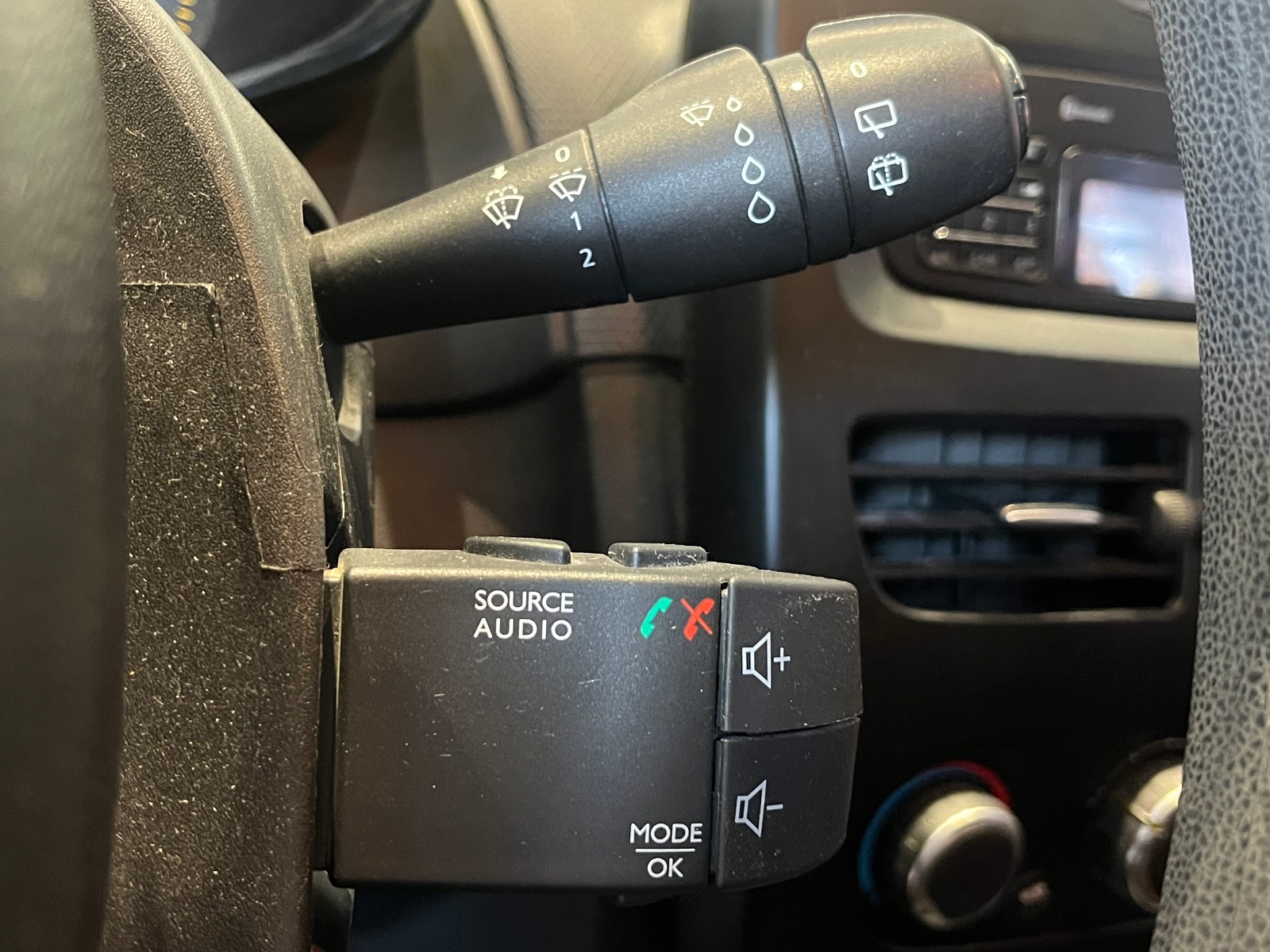 2015 Benzin Manuel Renault Clio Kırmızı Ermat Motorlu Araçlar ve Tarım Ürünleri Sanayi Ticaret A.Ş.