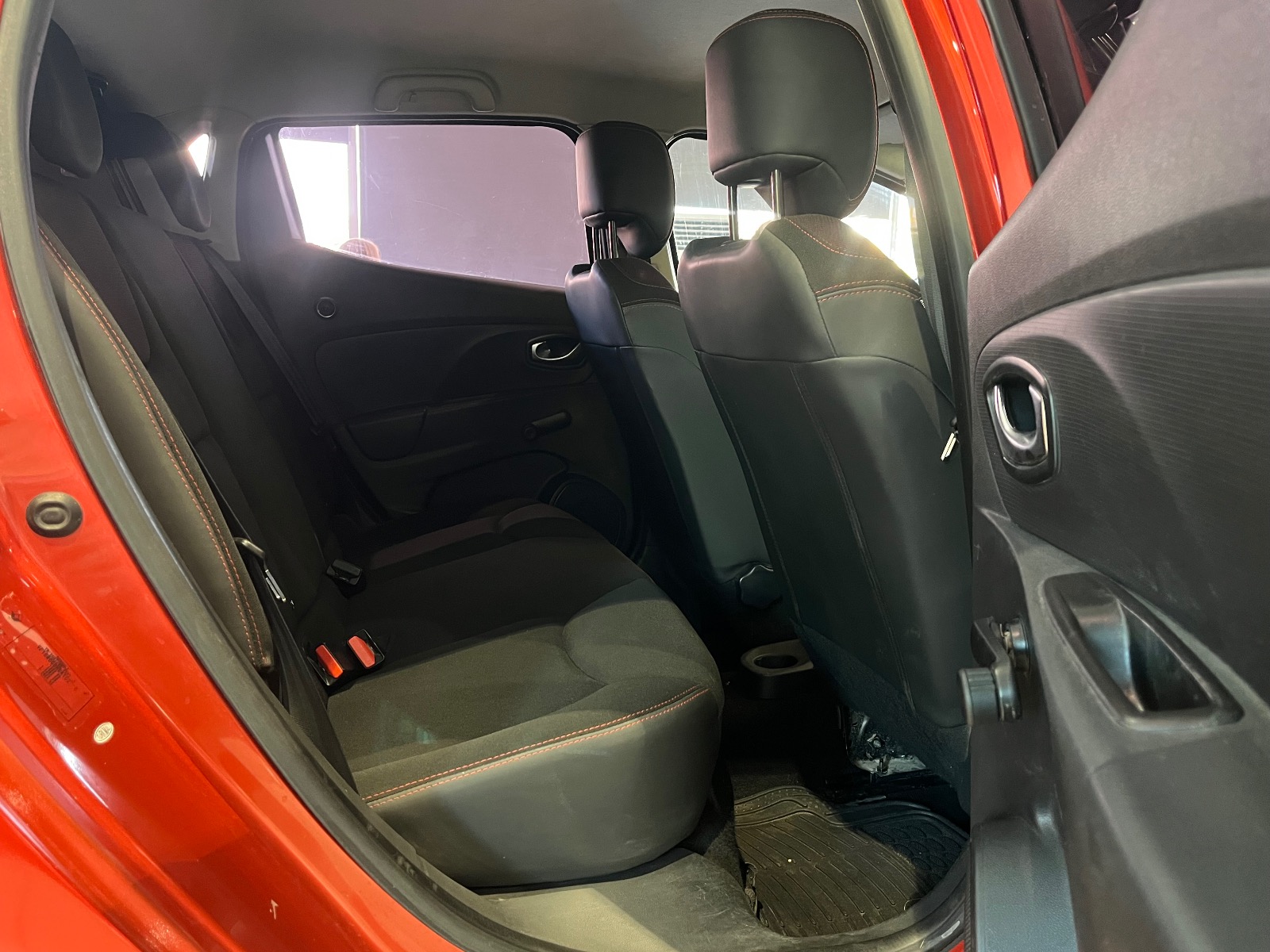 2015 Benzin Manuel Renault Clio Kırmızı Ermat Motorlu Araçlar ve Tarım Ürünleri Sanayi Ticaret A.Ş.