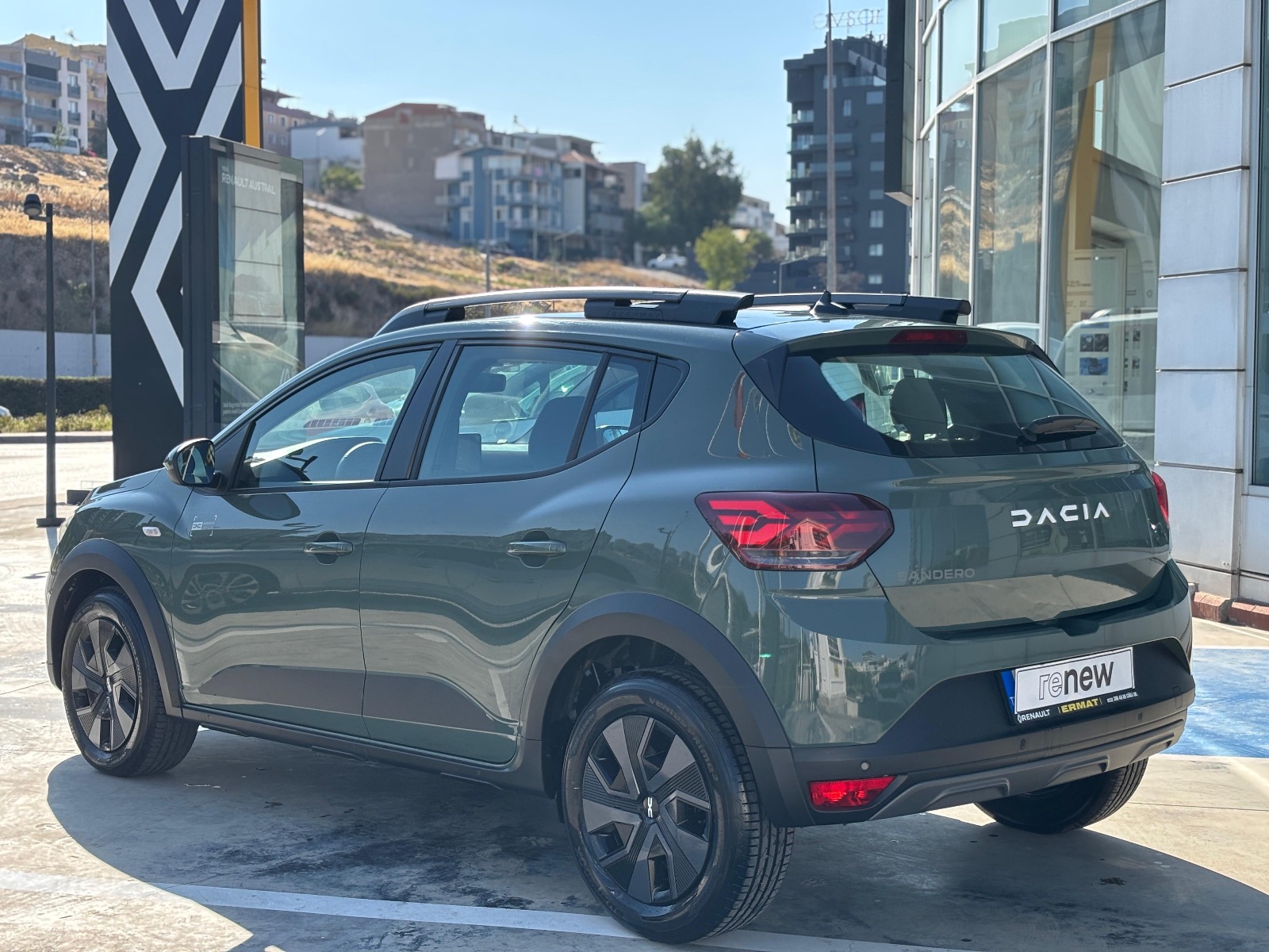 2024 Benzin Otomatik Dacia Sandero Yeşil Ermat Motorlu Araçlar ve Tarım Ürünleri Sanayi Ticaret A.Ş.