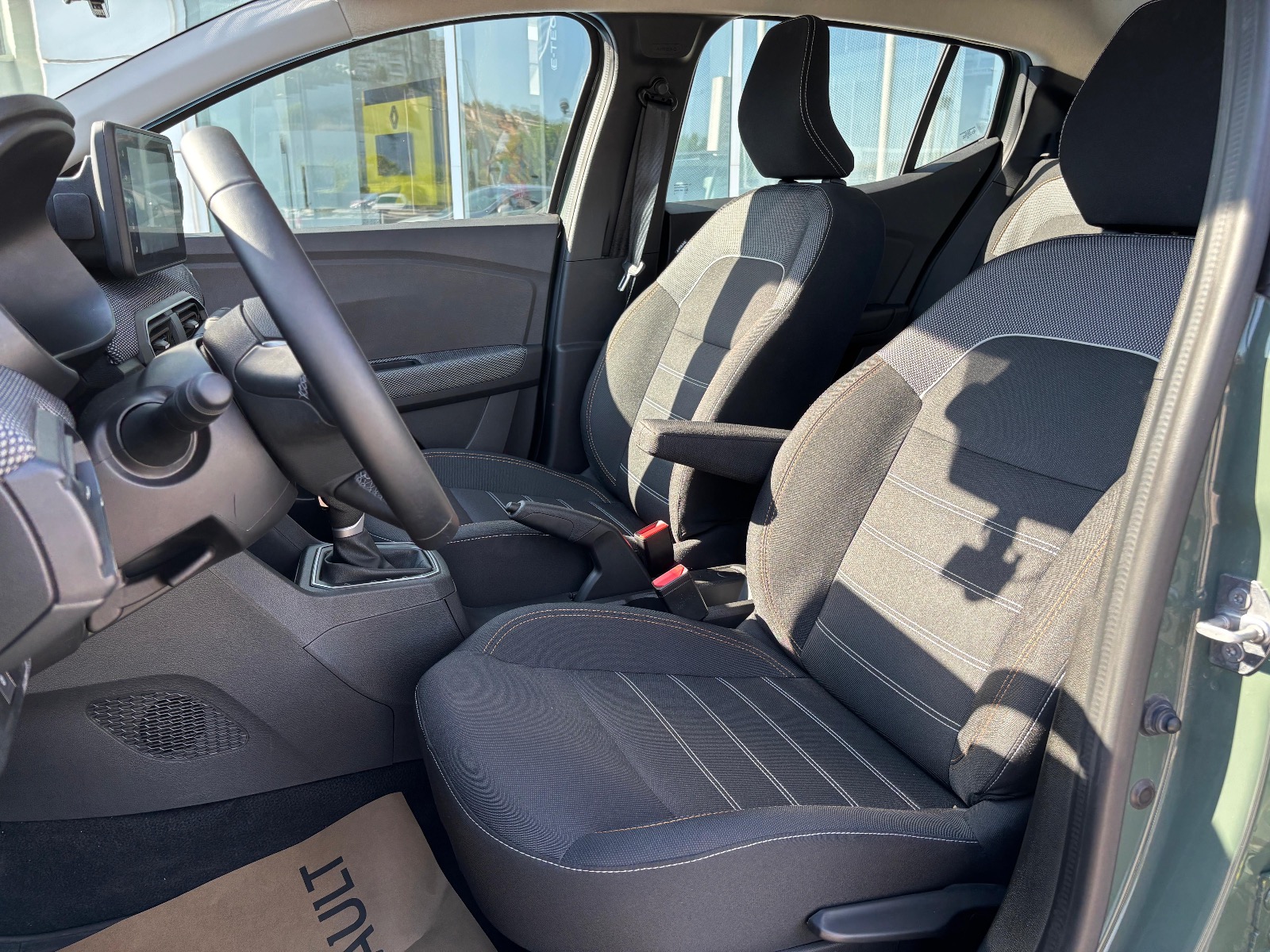 2024 Benzin Otomatik Dacia Sandero Yeşil Ermat Motorlu Araçlar ve Tarım Ürünleri Sanayi Ticaret A.Ş.