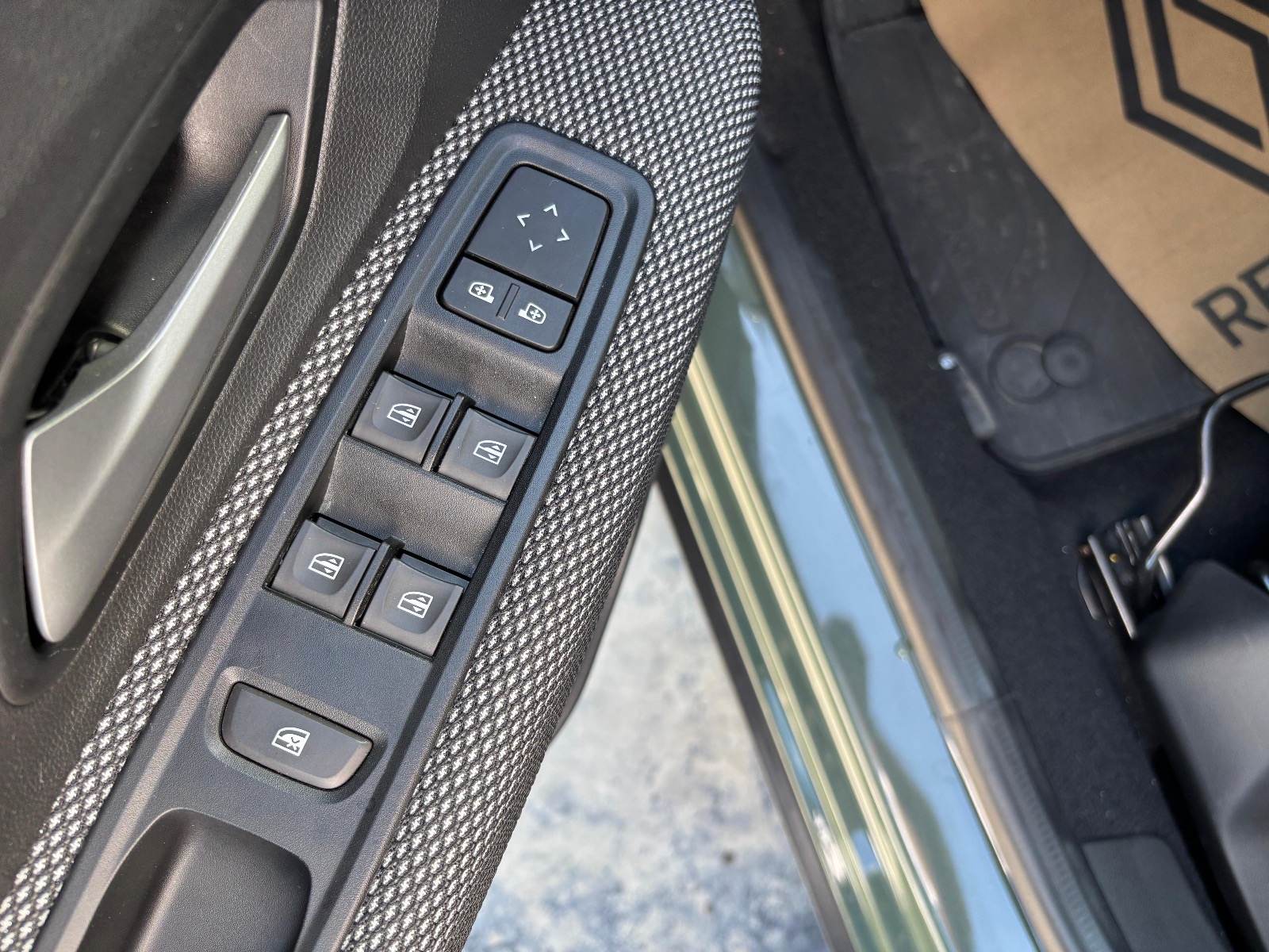 2024 Benzin Otomatik Dacia Sandero Yeşil Ermat Motorlu Araçlar ve Tarım Ürünleri Sanayi Ticaret A.Ş.