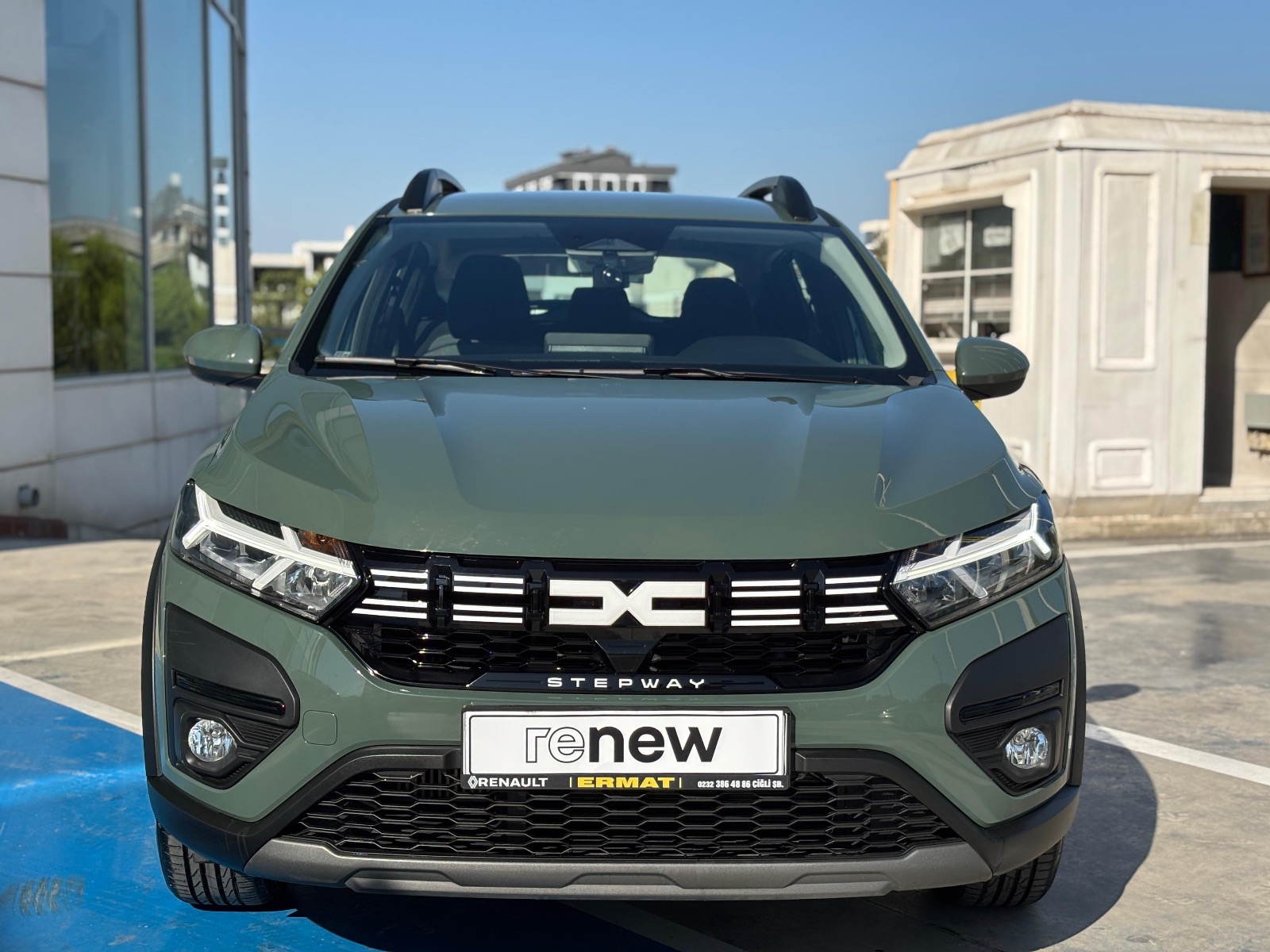 2024 Benzin Otomatik Dacia Sandero Yeşil Ermat Motorlu Araçlar ve Tarım Ürünleri Sanayi Ticaret A.Ş.