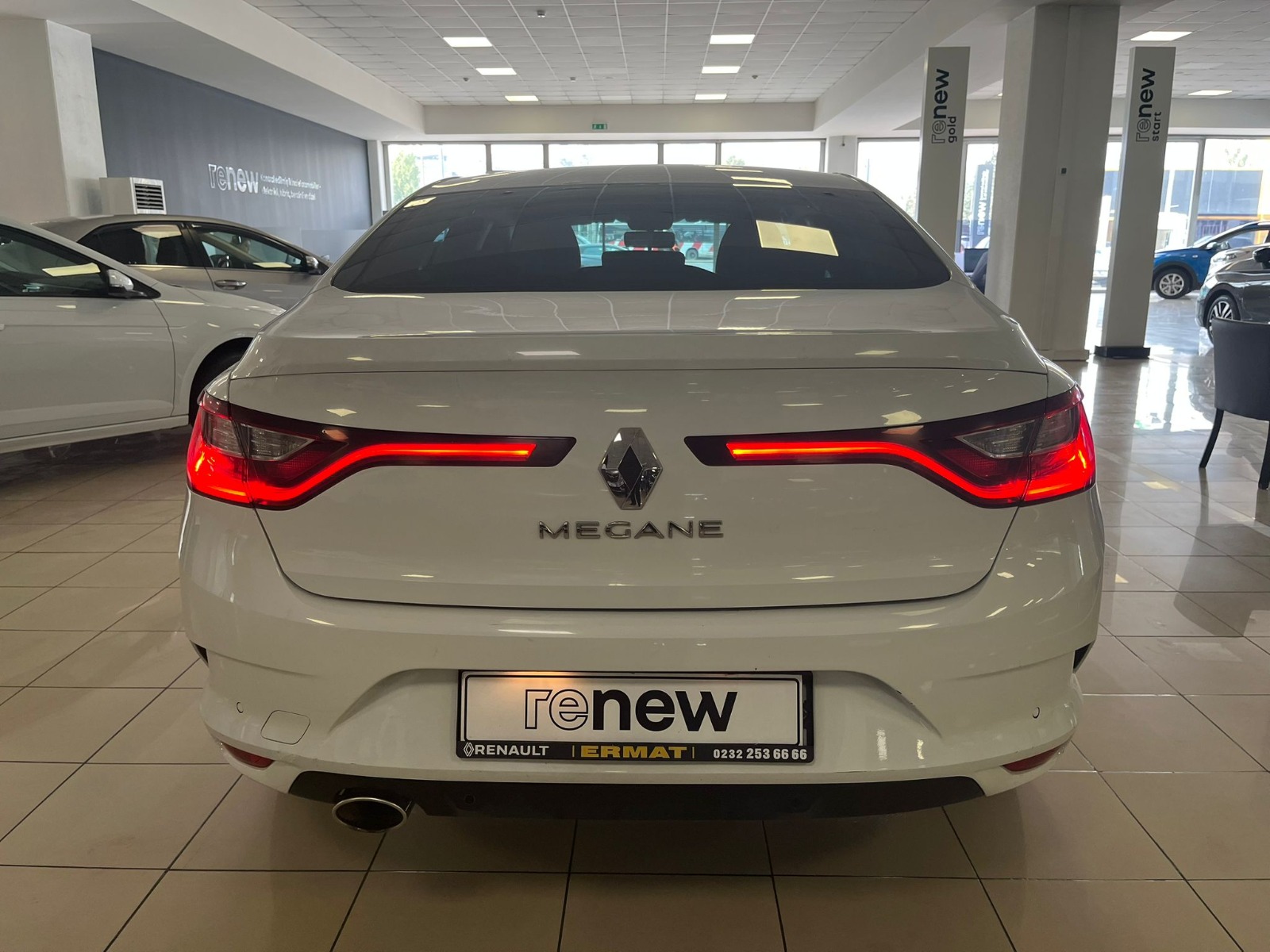 2018 Dizel Otomatik Renault Megane Beyaz Ermat Motorlu Araçlar ve Tarım Ürünleri Sanayi Ticaret A.Ş.