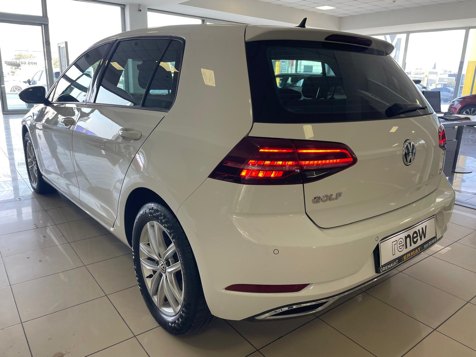 2018 Benzin Manuel Volkswagen Golf Beyaz Ermat Motorlu Araçlar ve Tarım Ürünleri Sanayi Ticaret A.Ş.
